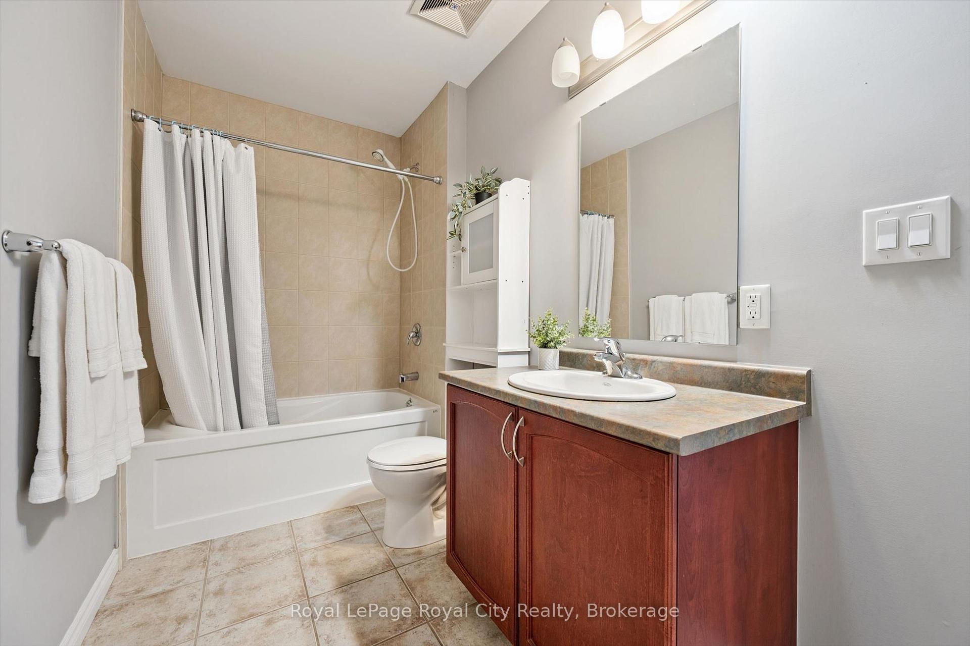 Photo 20 of Unit 113, 2 Colonial Drive, Guelph, Pineridge/Westminster Woods — HOMEH