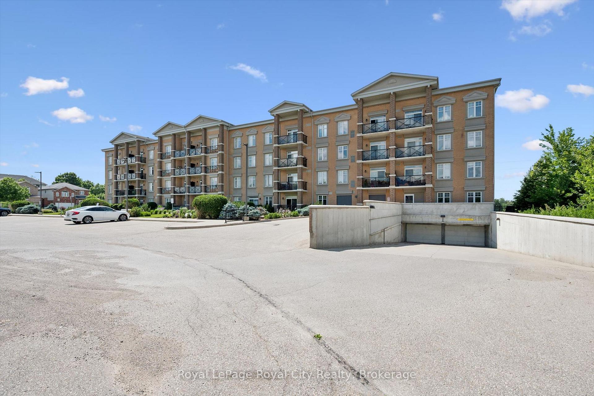 Photo 28 of Unit 113, 2 Colonial Drive, Guelph, Pineridge/Westminster Woods — HOMEH