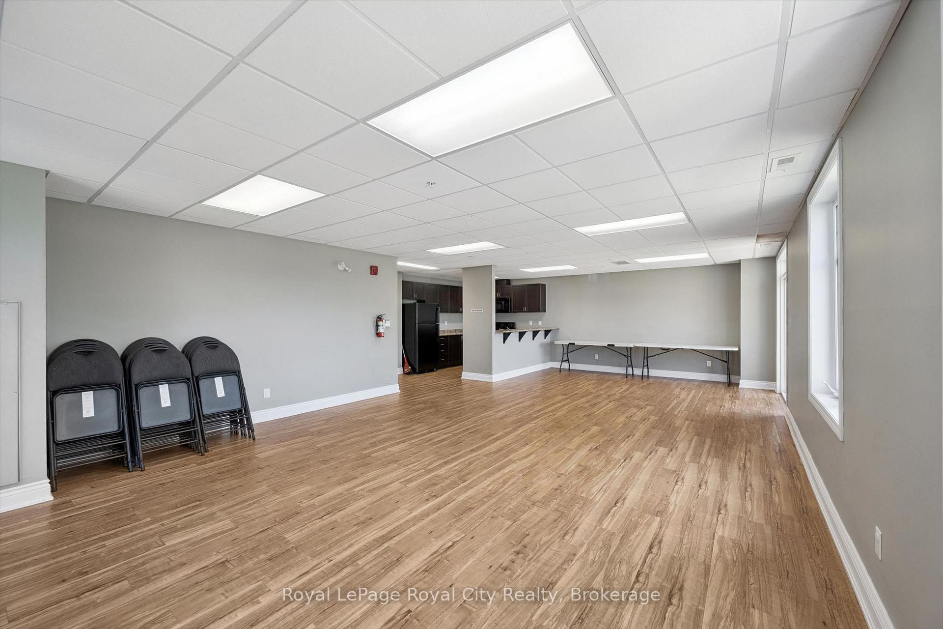 Photo 31 of Unit 113, 2 Colonial Drive, Guelph, Pineridge/Westminster Woods — HOMEH