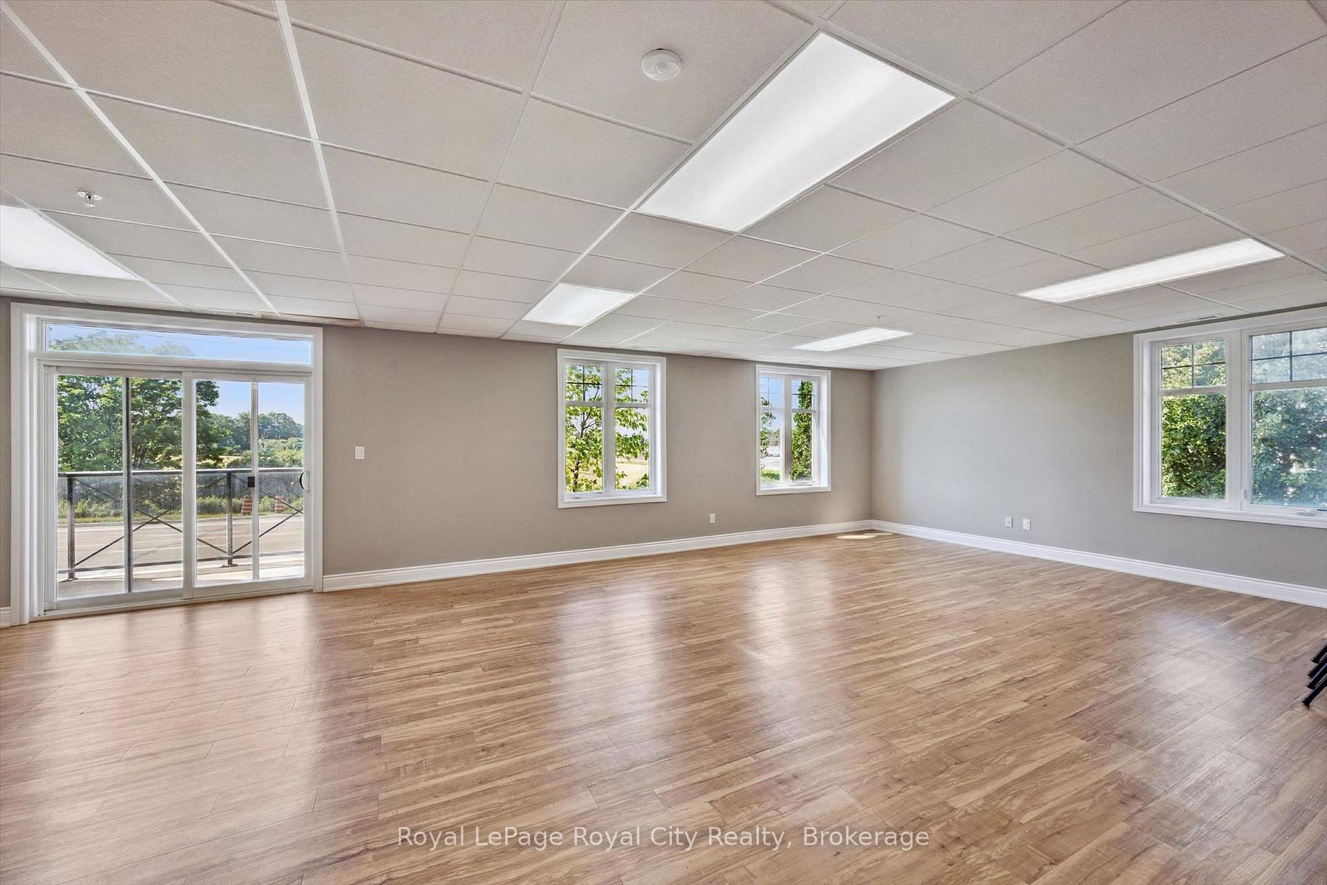Photo 34 of Unit 113, 2 Colonial Drive, Guelph, Pineridge/Westminster Woods — HOMEH
