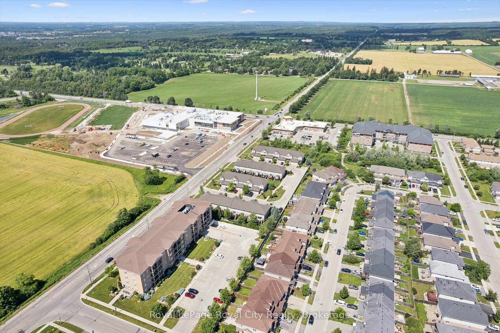 Photo 39 of Unit 113, 2 Colonial Drive, Guelph, Pineridge/Westminster Woods — HOMEH