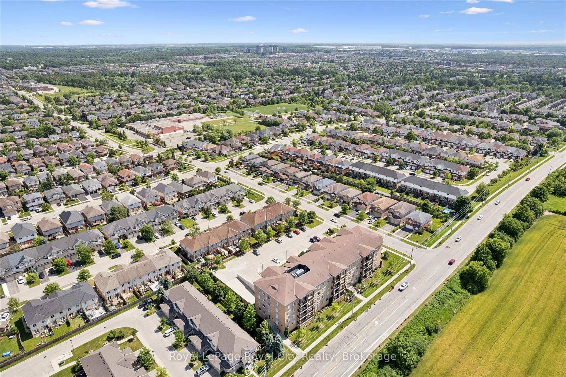 Photo 41 of Unit 113, 2 Colonial Drive, Guelph, Pineridge/Westminster Woods — HOMEH