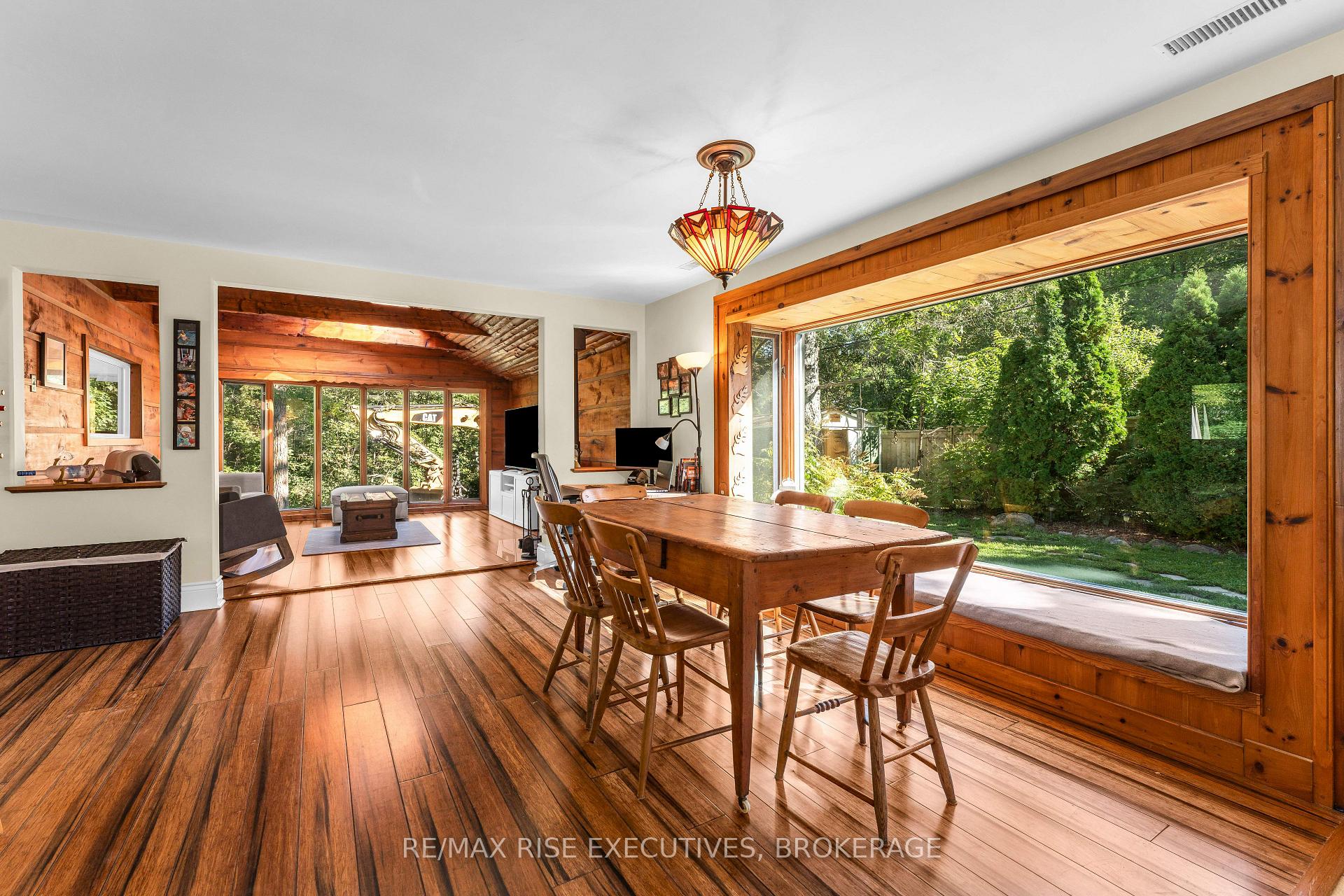Photo 10 of 1664 Shore Road, Kingston, City North of 401 — HOMEH