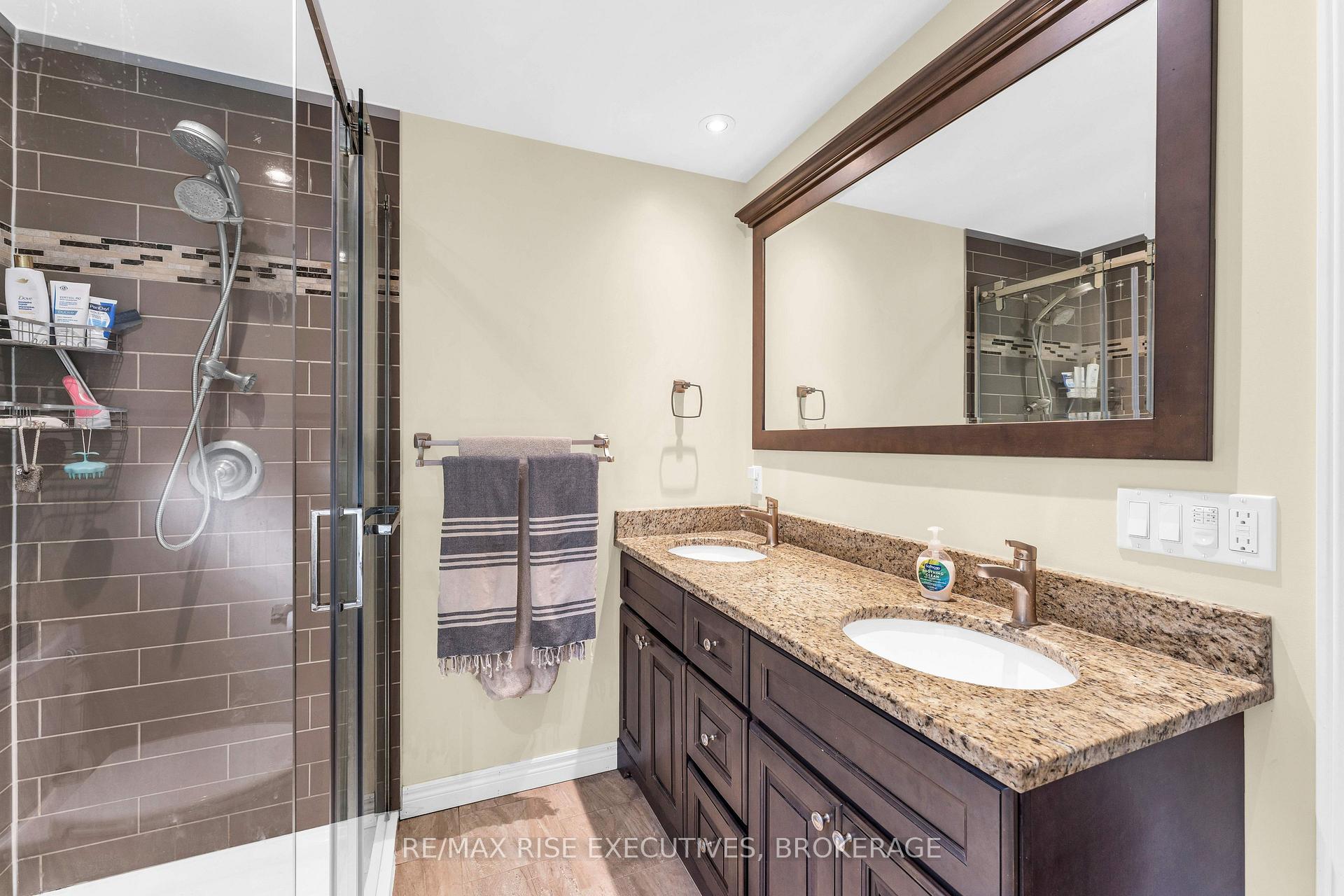 Photo 25 of 1664 Shore Road, Kingston, City North of 401 — HOMEH