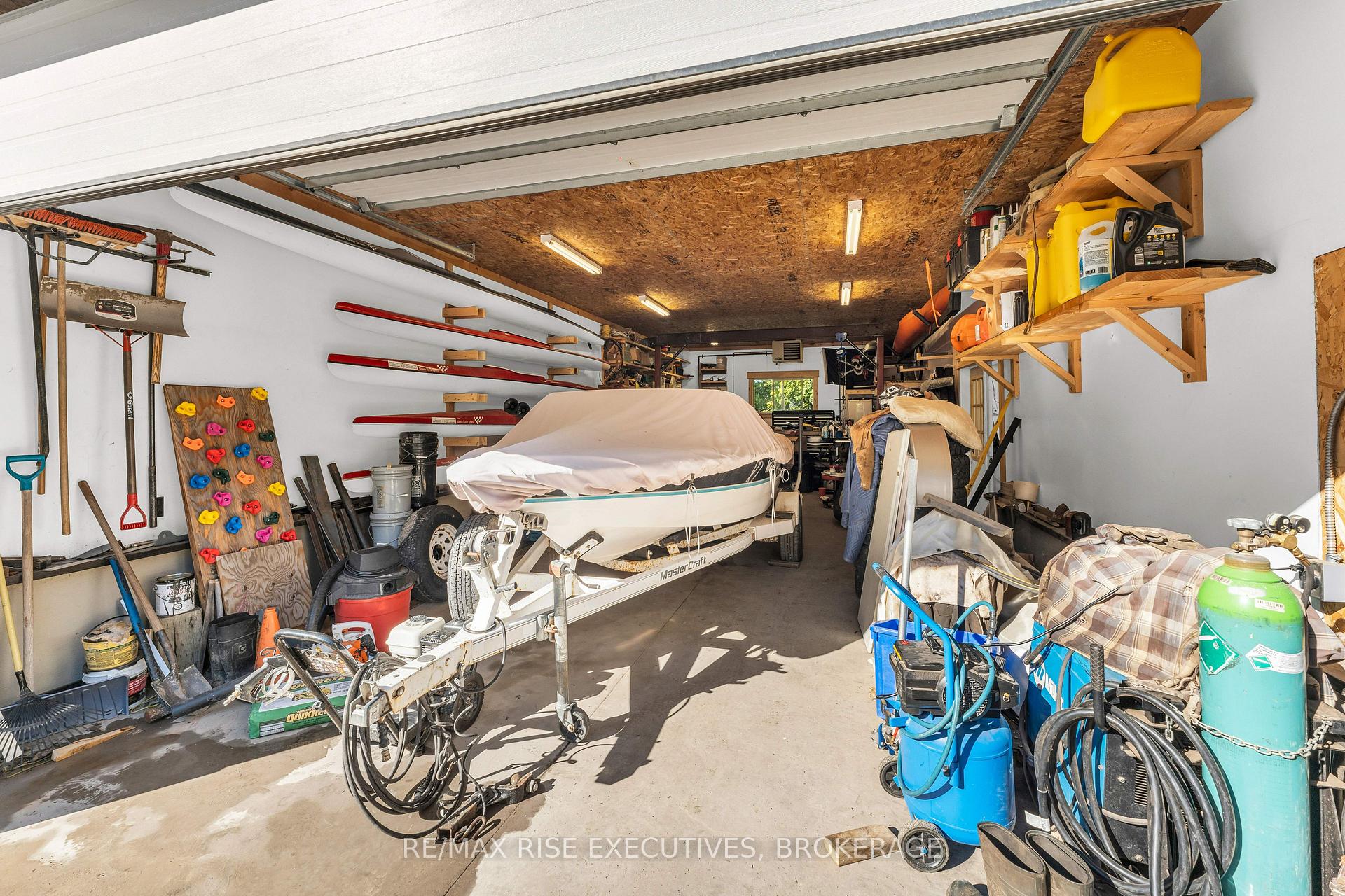 Photo 33 of 1664 Shore Road, Kingston, City North of 401 — HOMEH