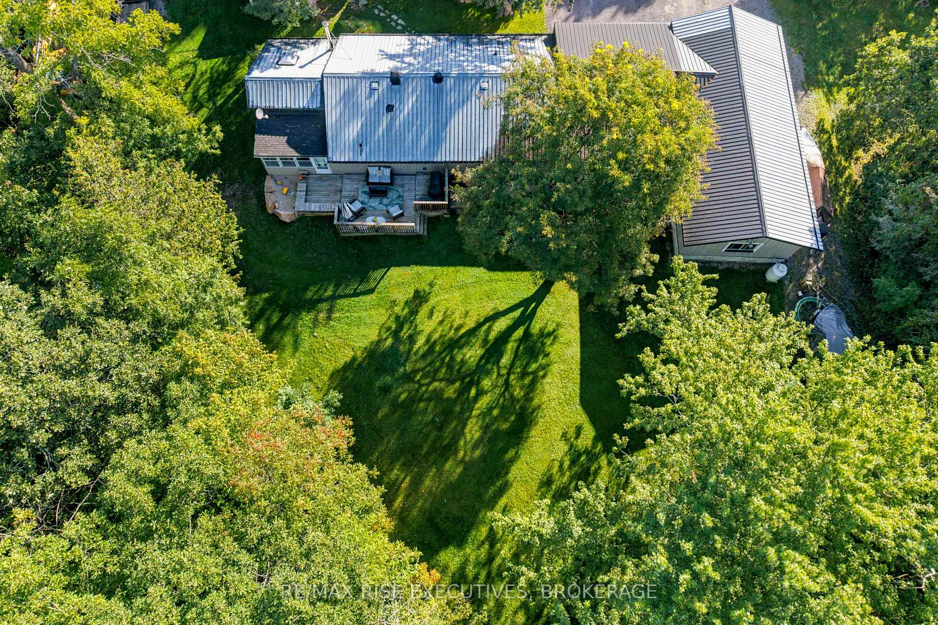 Photo 43 of 1664 Shore Road, Kingston, City North of 401 — HOMEH
