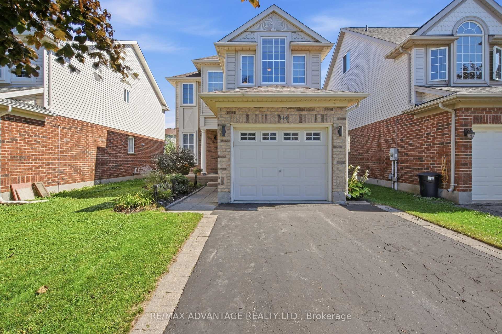 Photo 1 of 744 Blacksmith Street, London, North M — HOMEH
