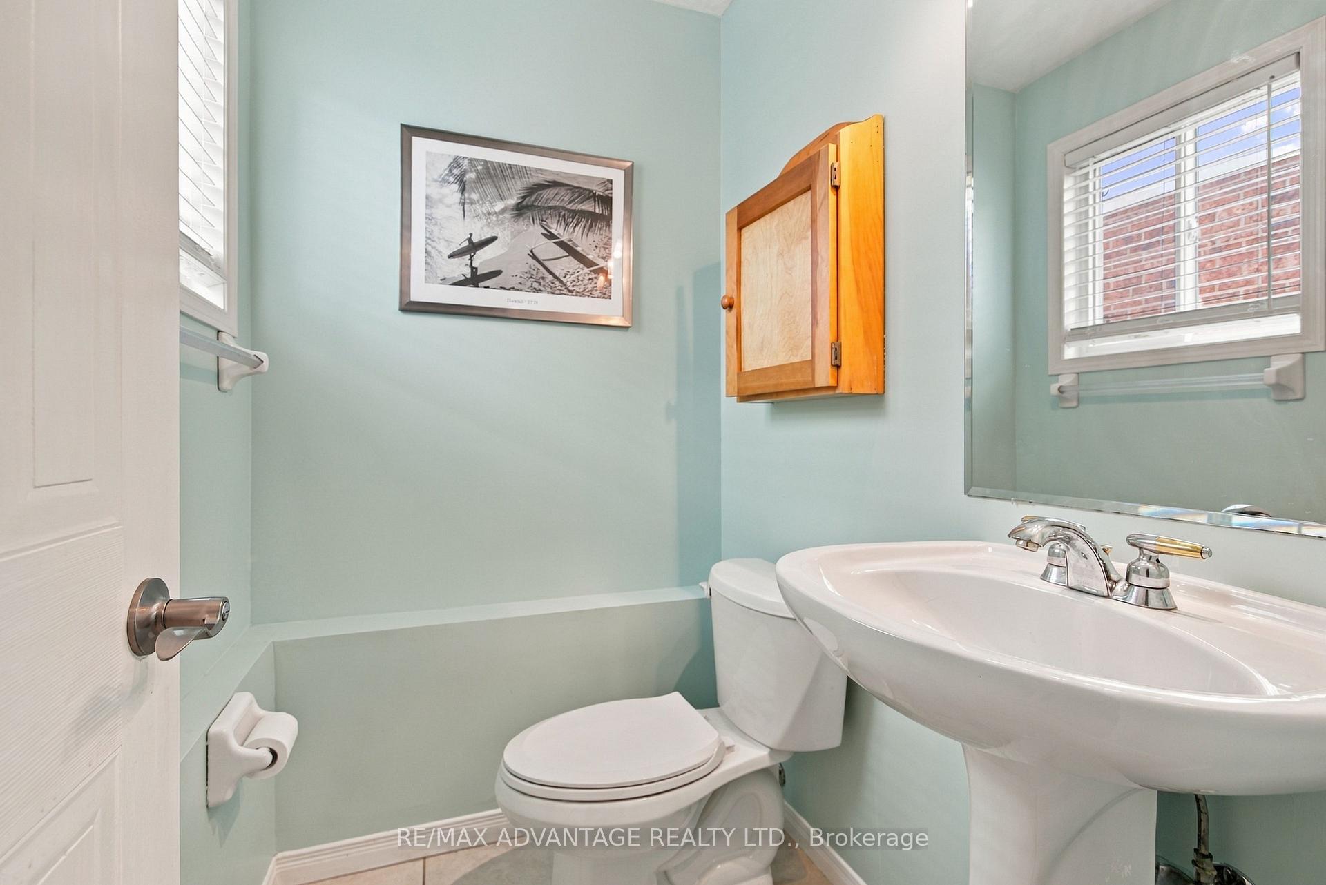Photo 23 of 744 Blacksmith Street, London, North M — HOMEH