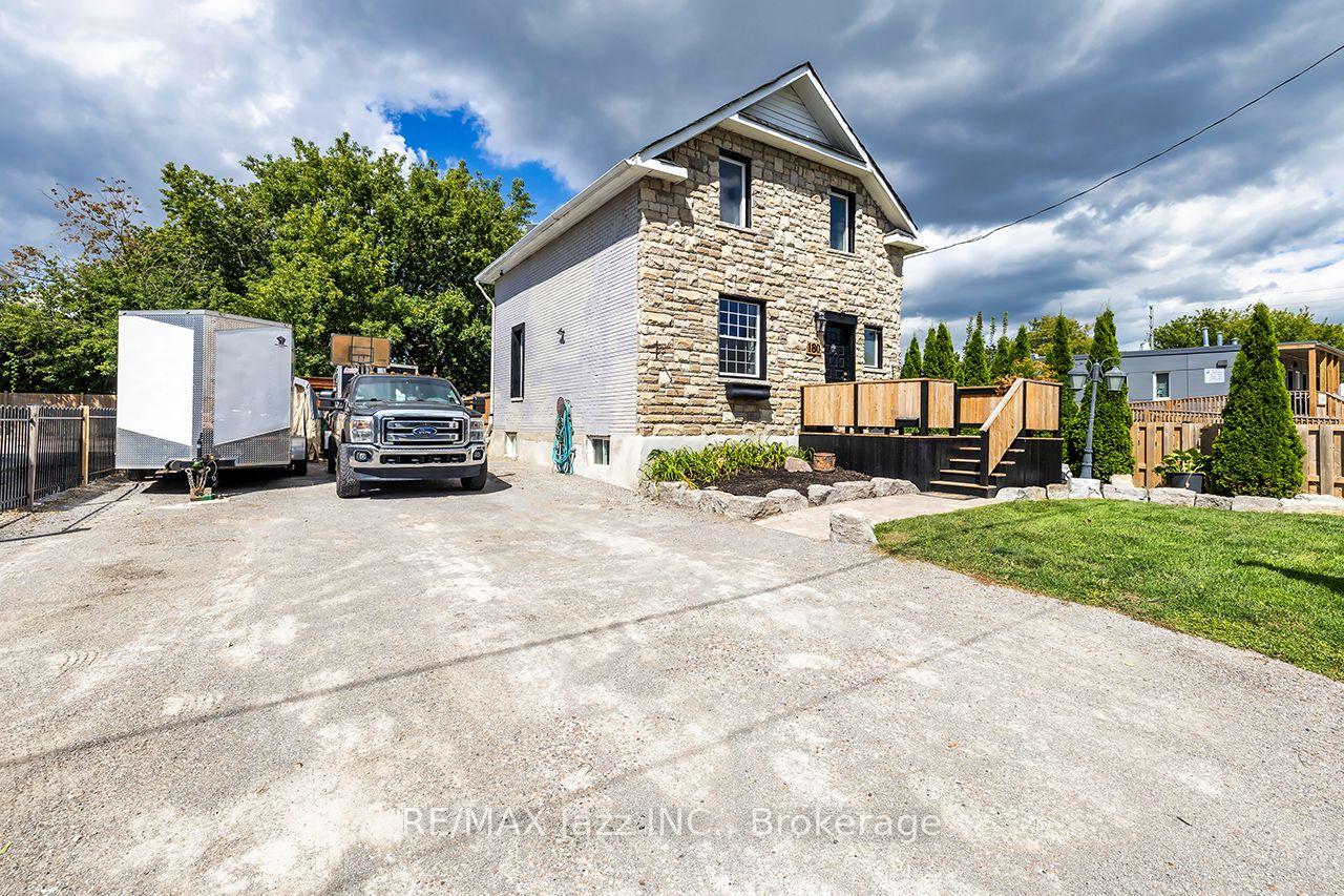 Photo 2 of 180 Olive Avenue, Oshawa, Central — HOMEH