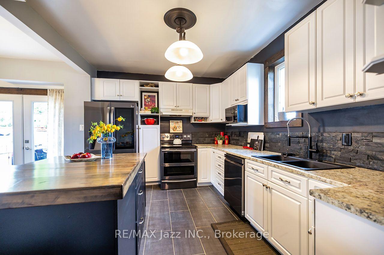 Photo 6 of 180 Olive Avenue, Oshawa, Central — HOMEH