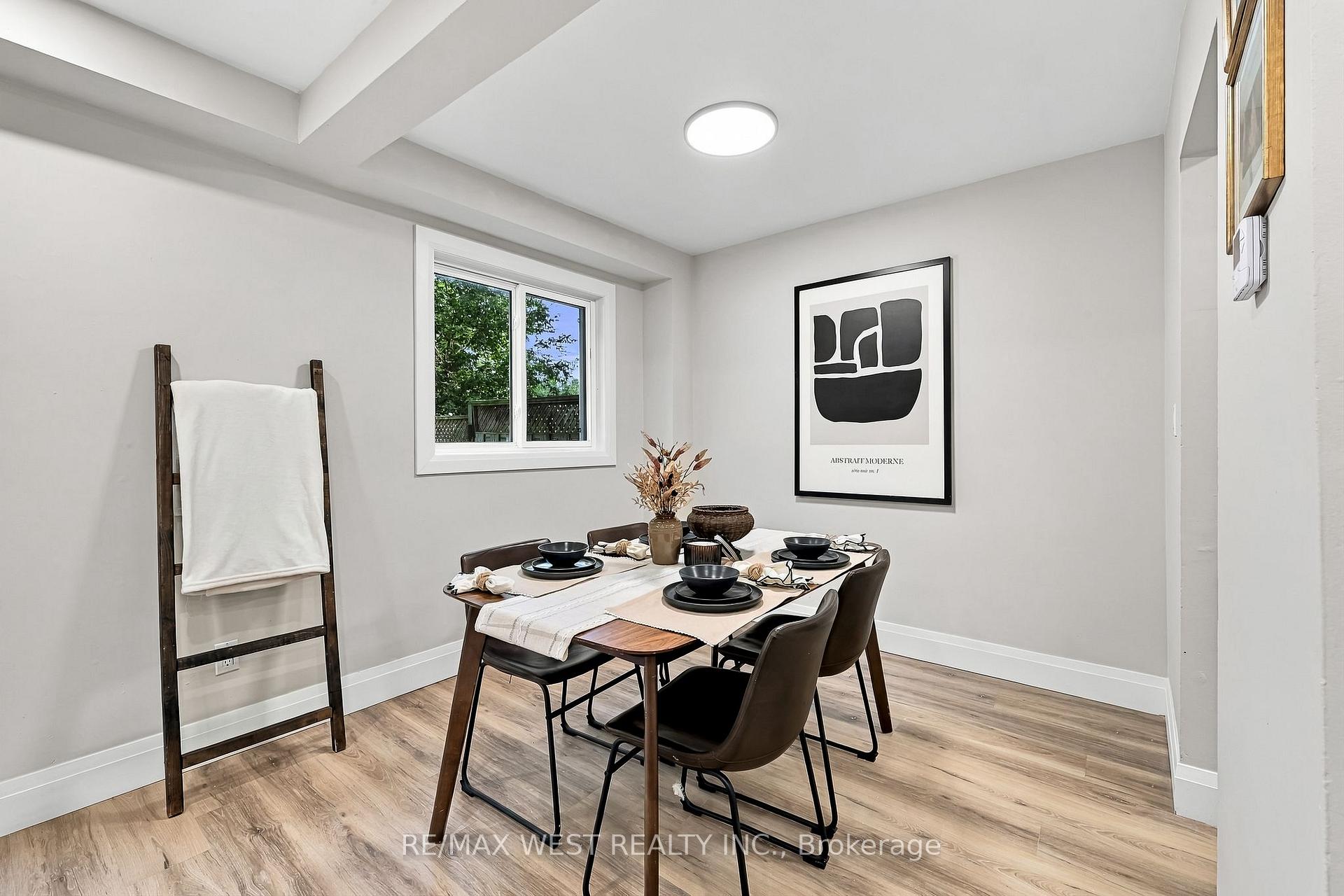 Photo 9 of Unit 3, 721 Cricklewood Drive, Oshawa, Pinecrest — HOMEH
