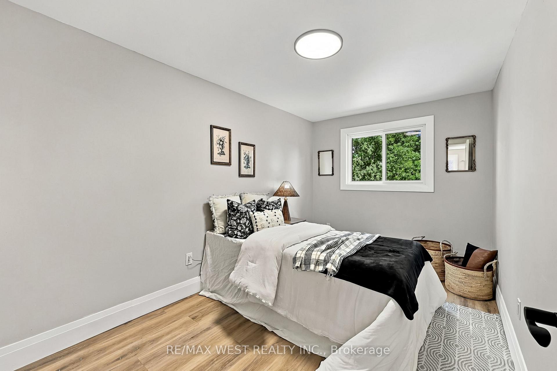 Photo 22 of Unit 3, 721 Cricklewood Drive, Oshawa, Pinecrest — HOMEH