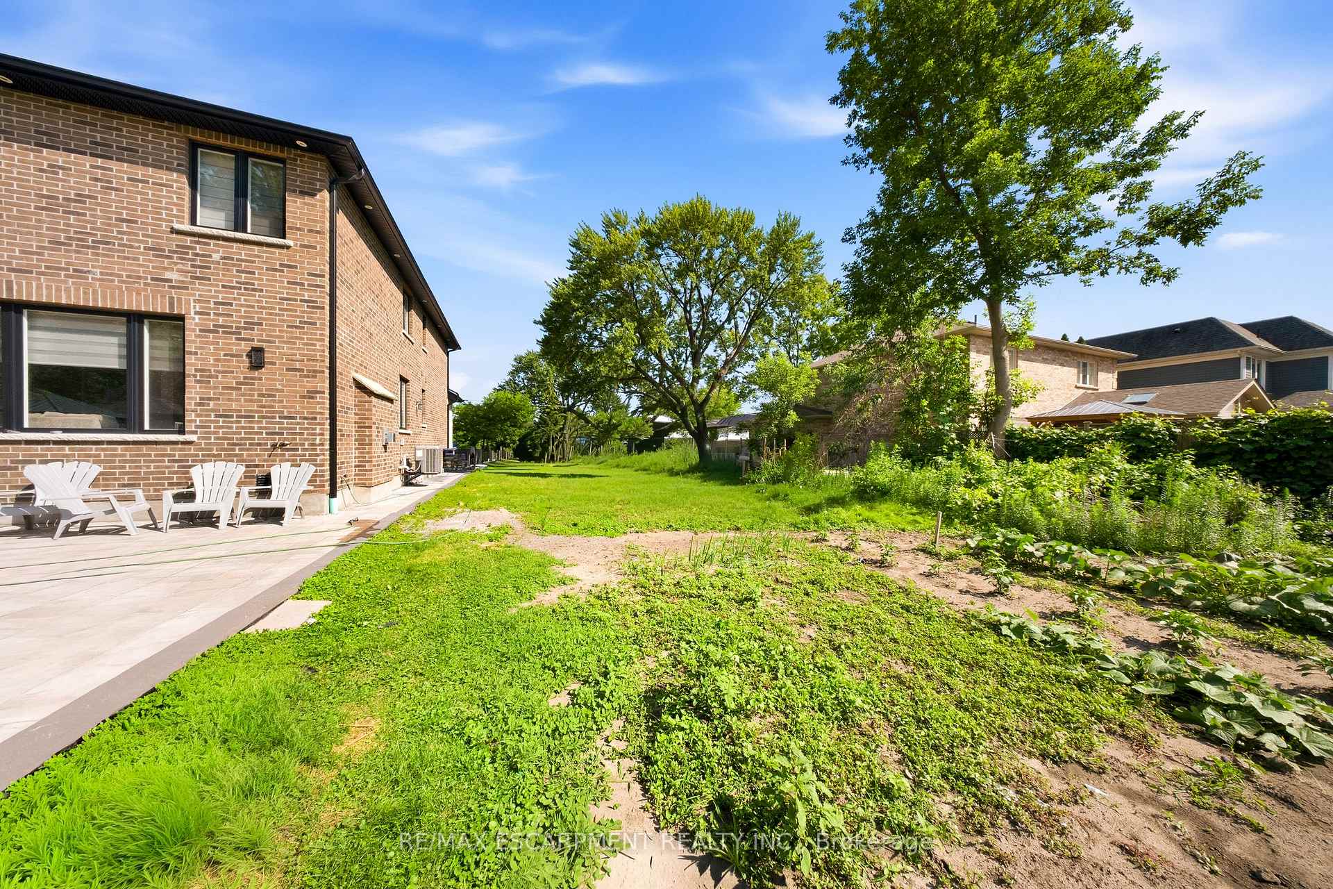 Photo 10 of 75 Troy Street, Mississauga, Mineola — HOMEH