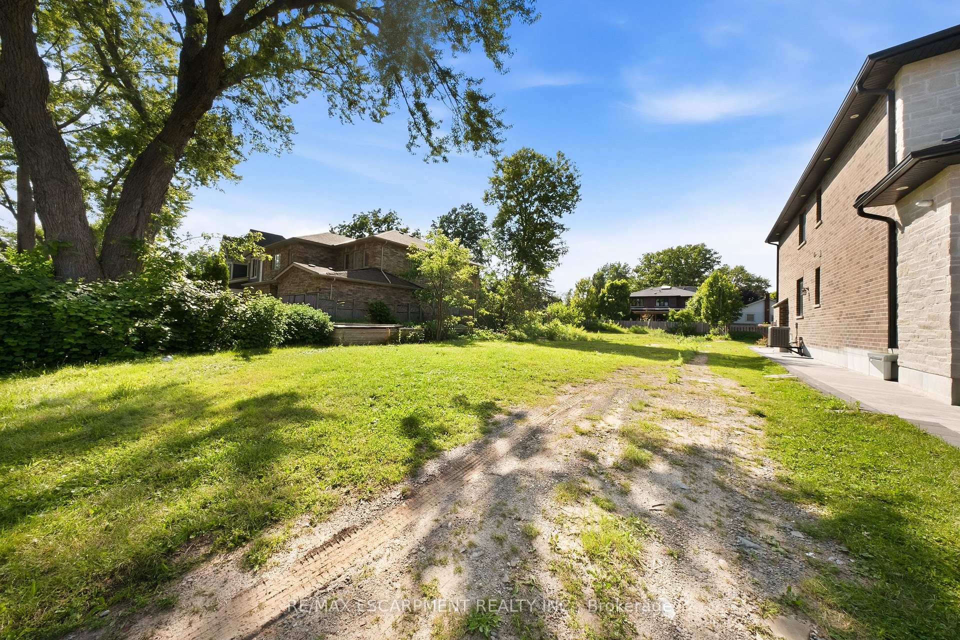Photo 20 of 75 Troy Street, Mississauga, Mineola — HOMEH