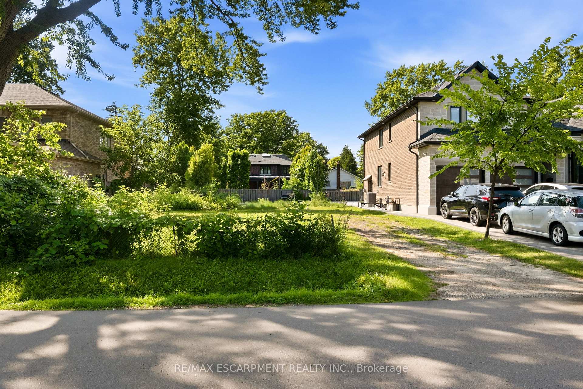 Photo 21 of 75 Troy Street, Mississauga, Mineola — HOMEH