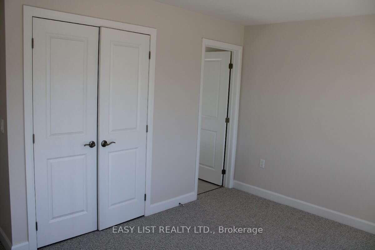 Photo 11 of 298 Mullighan Gardens, Peterborough, Monaghan Ward 2 — HOMEH