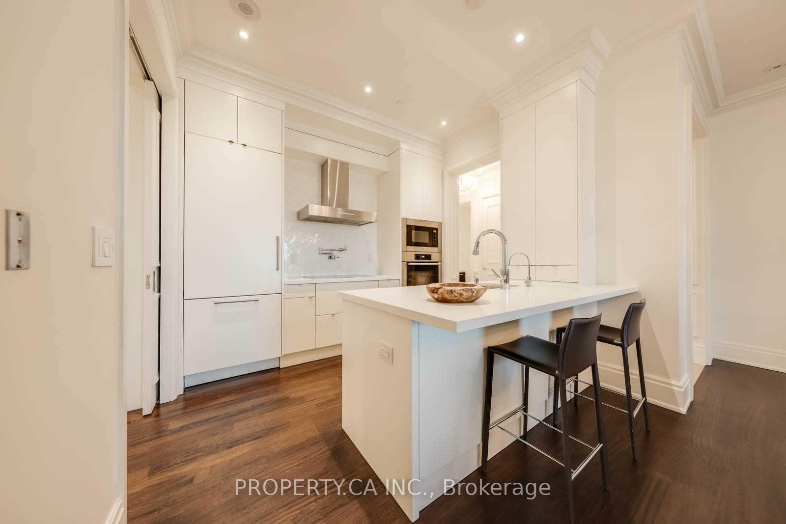 Photo 4 of Unit 3706, 311 Bay Street, Toronto, Bay Street Corridor — HOMEH
