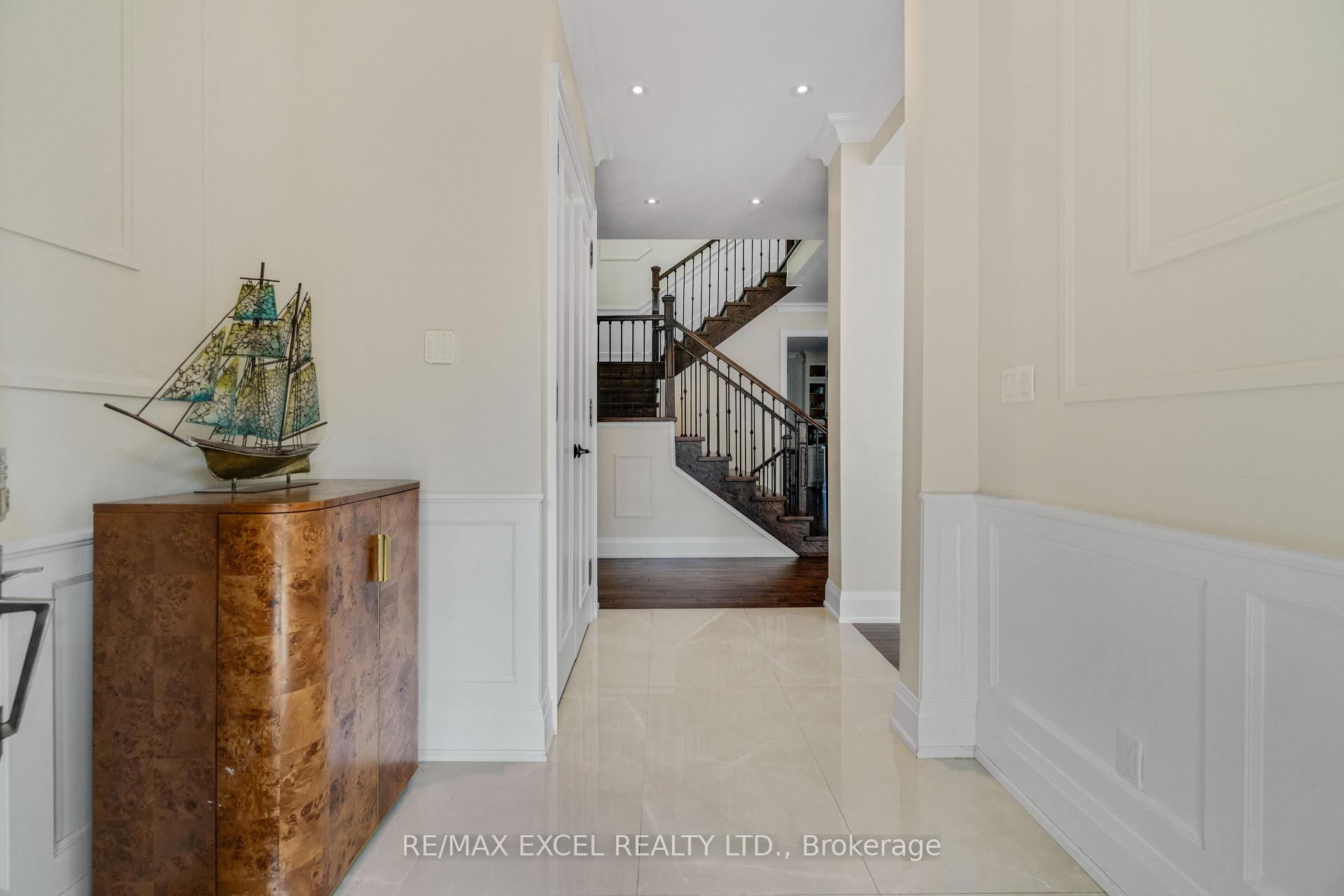 Photo 2 of 49 Kenton Drive, North York, Newtonbrook West — HOMEH