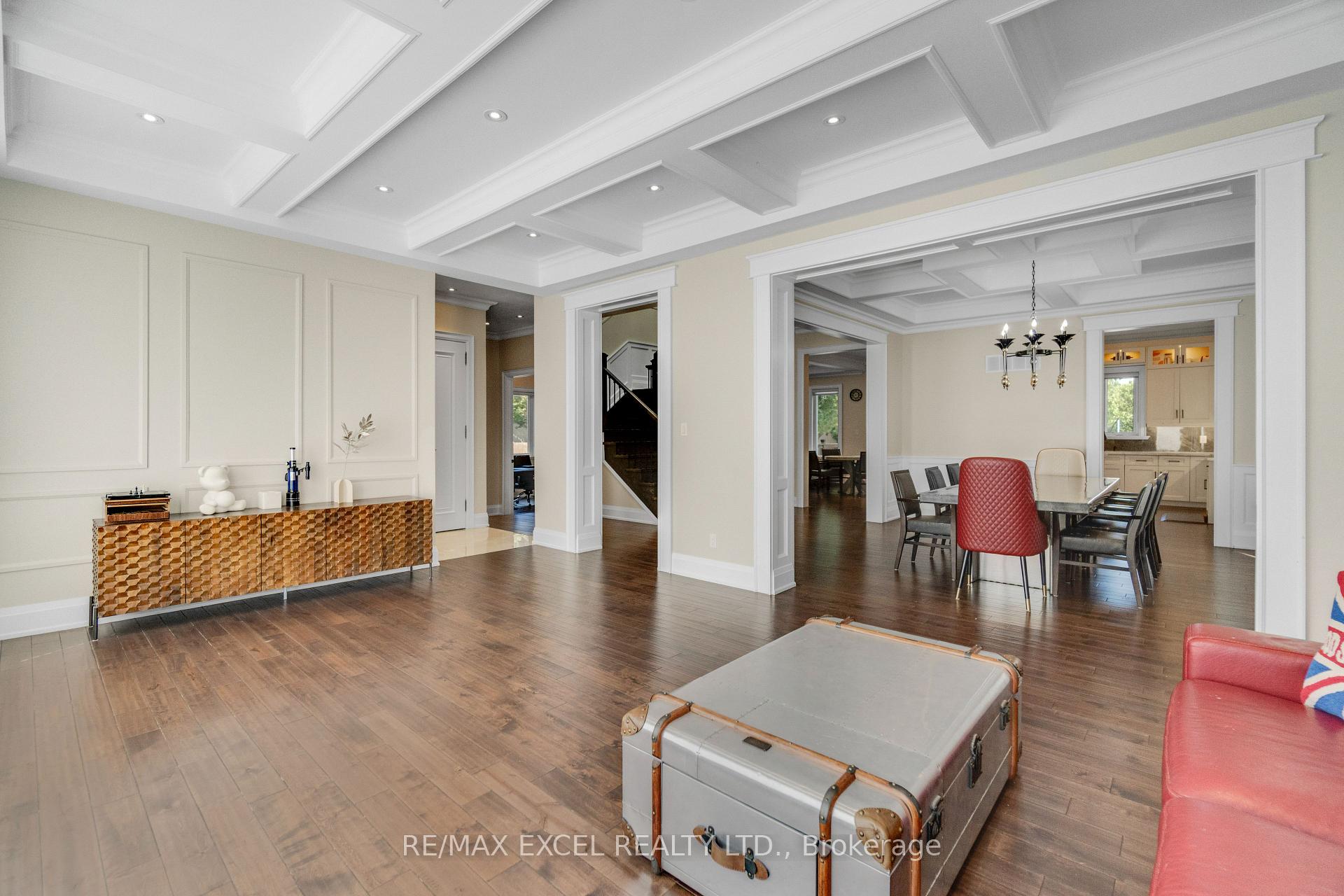 Photo 4 of 49 Kenton Drive, North York, Newtonbrook West — HOMEH