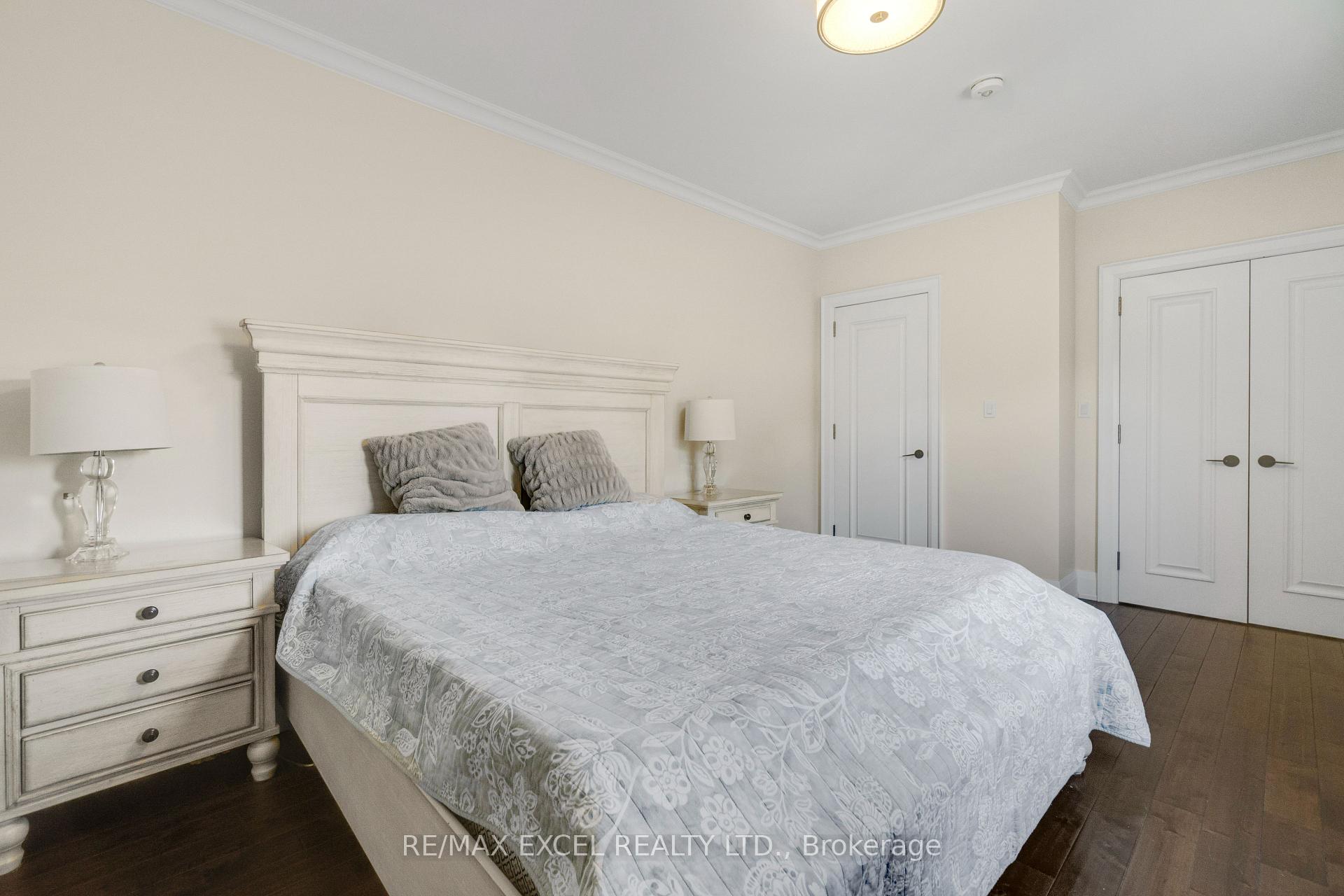 Photo 31 of 49 Kenton Drive, North York, Newtonbrook West — HOMEH