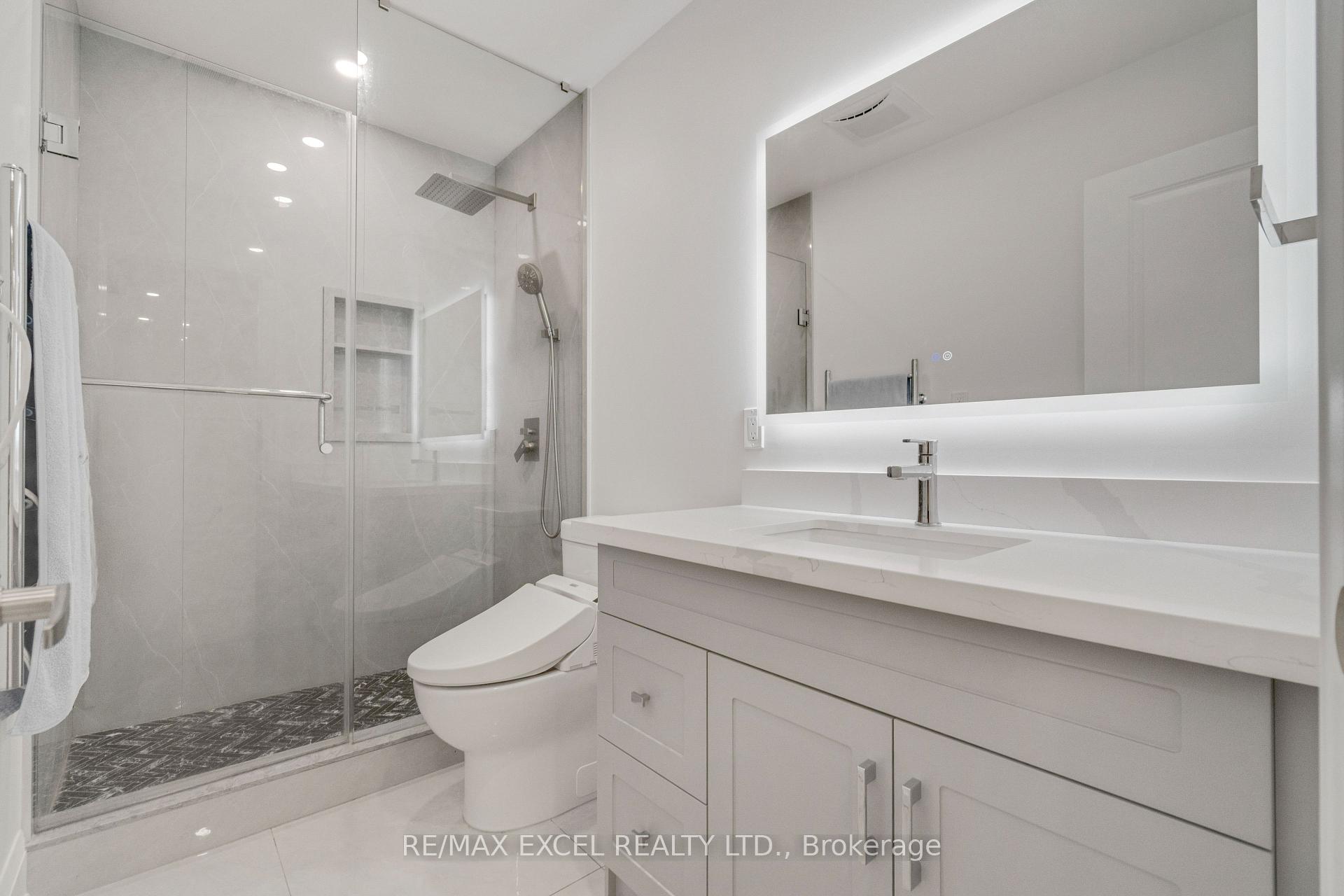 Photo 44 of 49 Kenton Drive, North York, Newtonbrook West — HOMEH