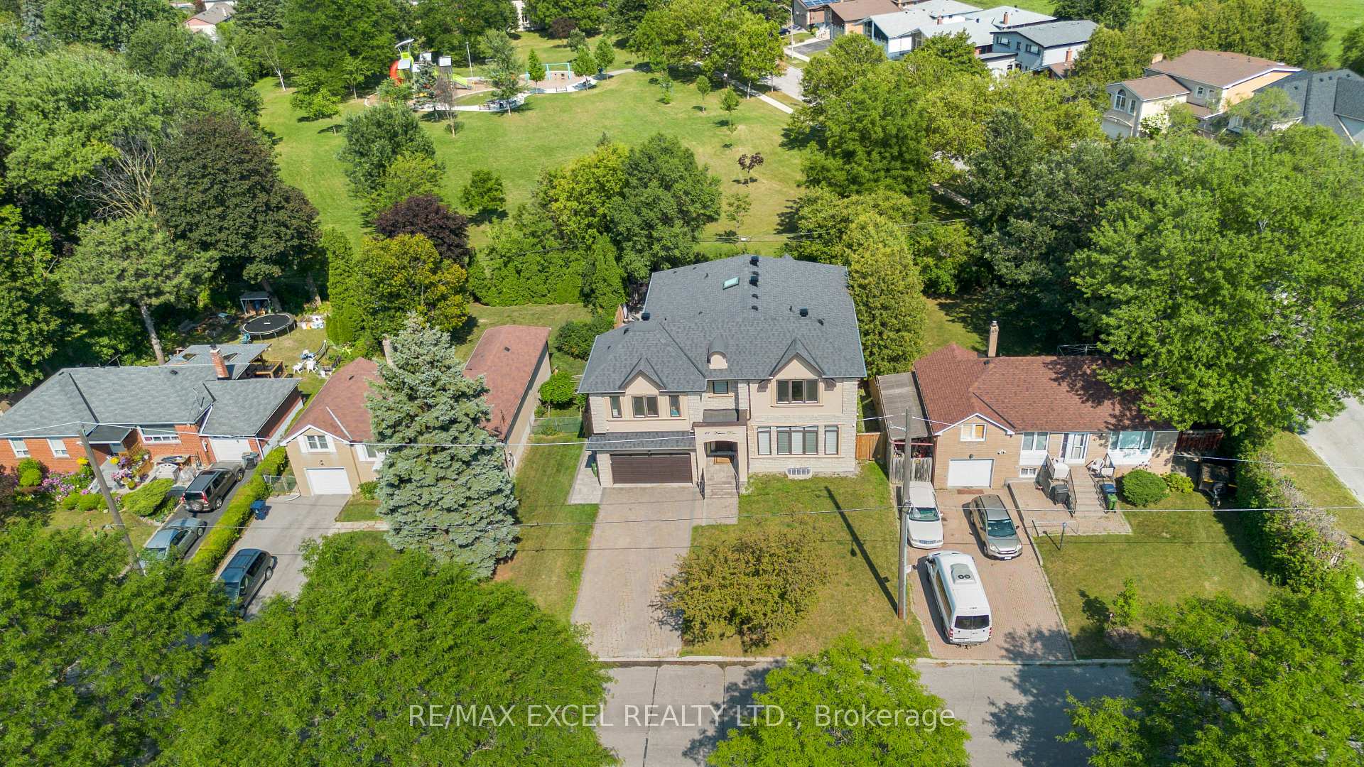Photo 50 of 49 Kenton Drive, North York, Newtonbrook West — HOMEH