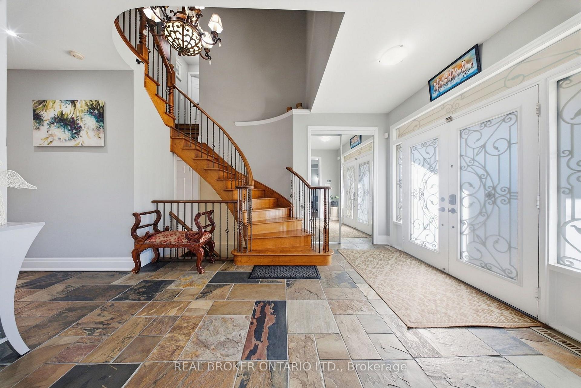 Photo 7 of 1078 Mcneil Drive, Milton, Beaty — HOMEH