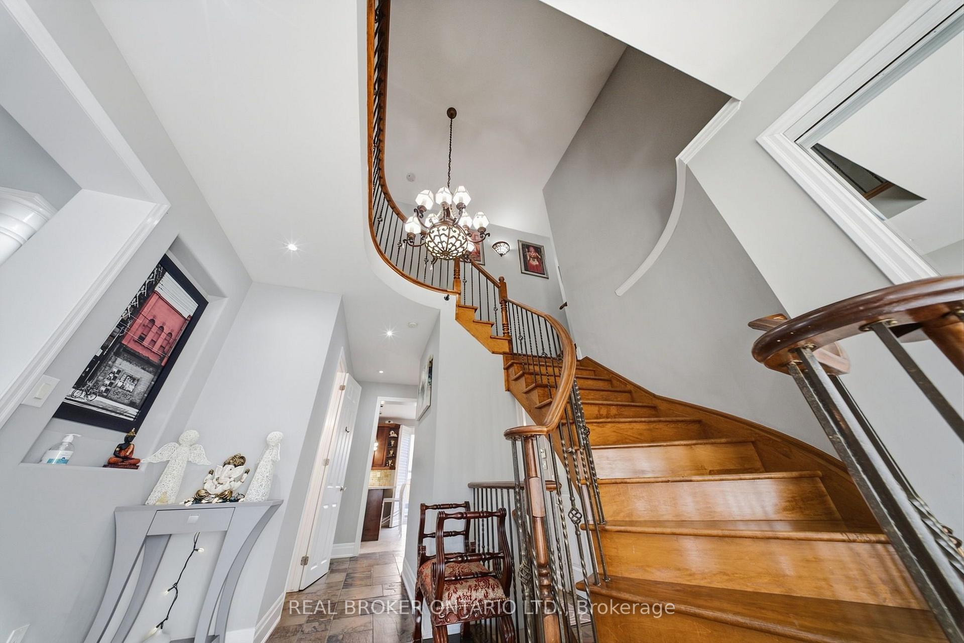 Photo 9 of 1078 Mcneil Drive, Milton, Beaty — HOMEH