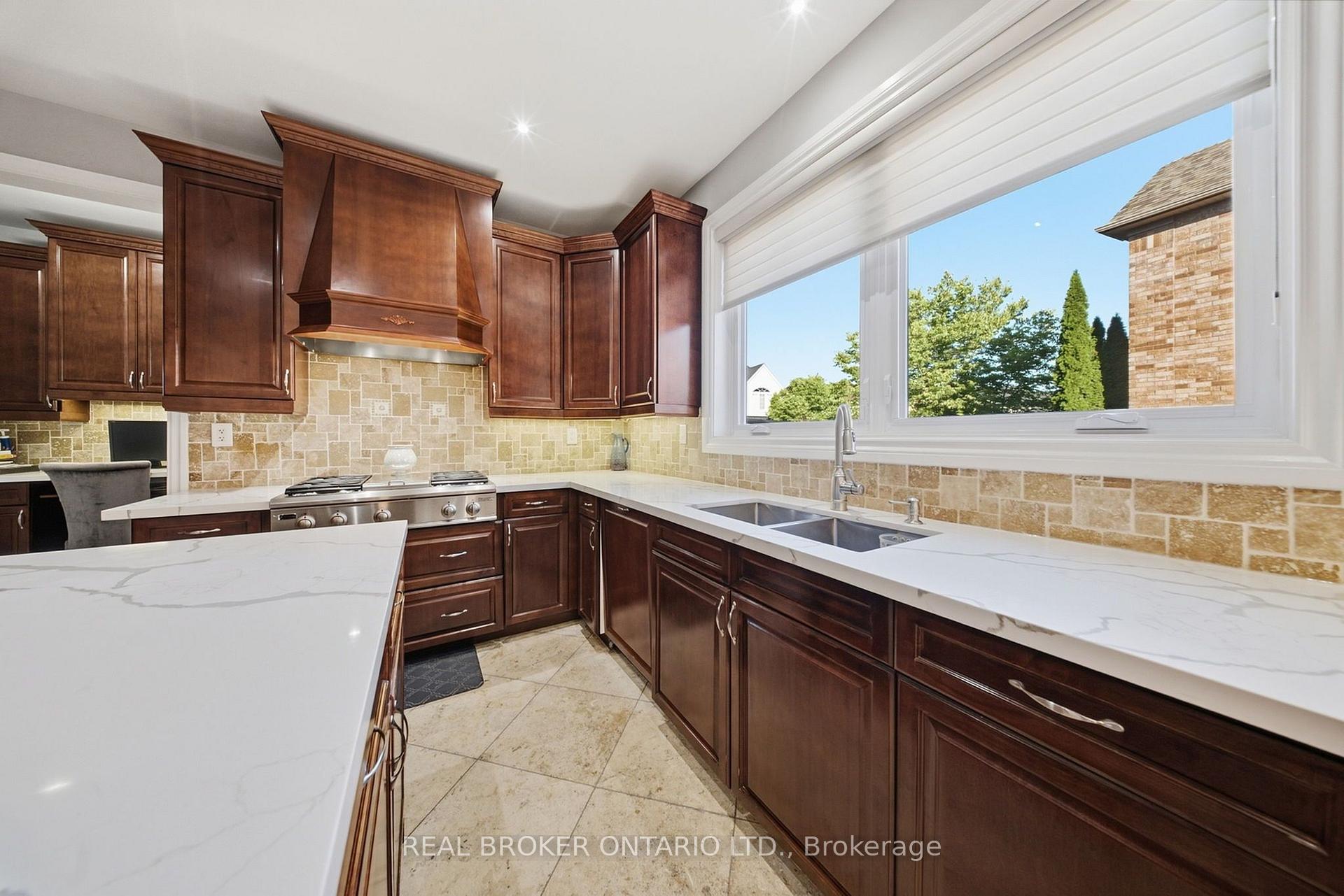 Photo 18 of 1078 Mcneil Drive, Milton, Beaty — HOMEH