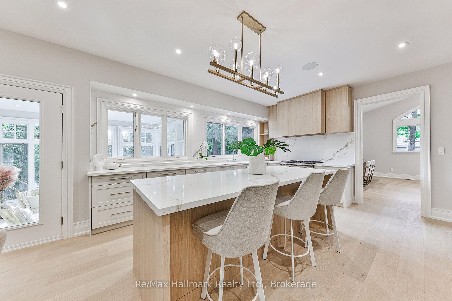 Photo 9 of 1310 Duncan Road, Oakville, Morrison — HOMEH