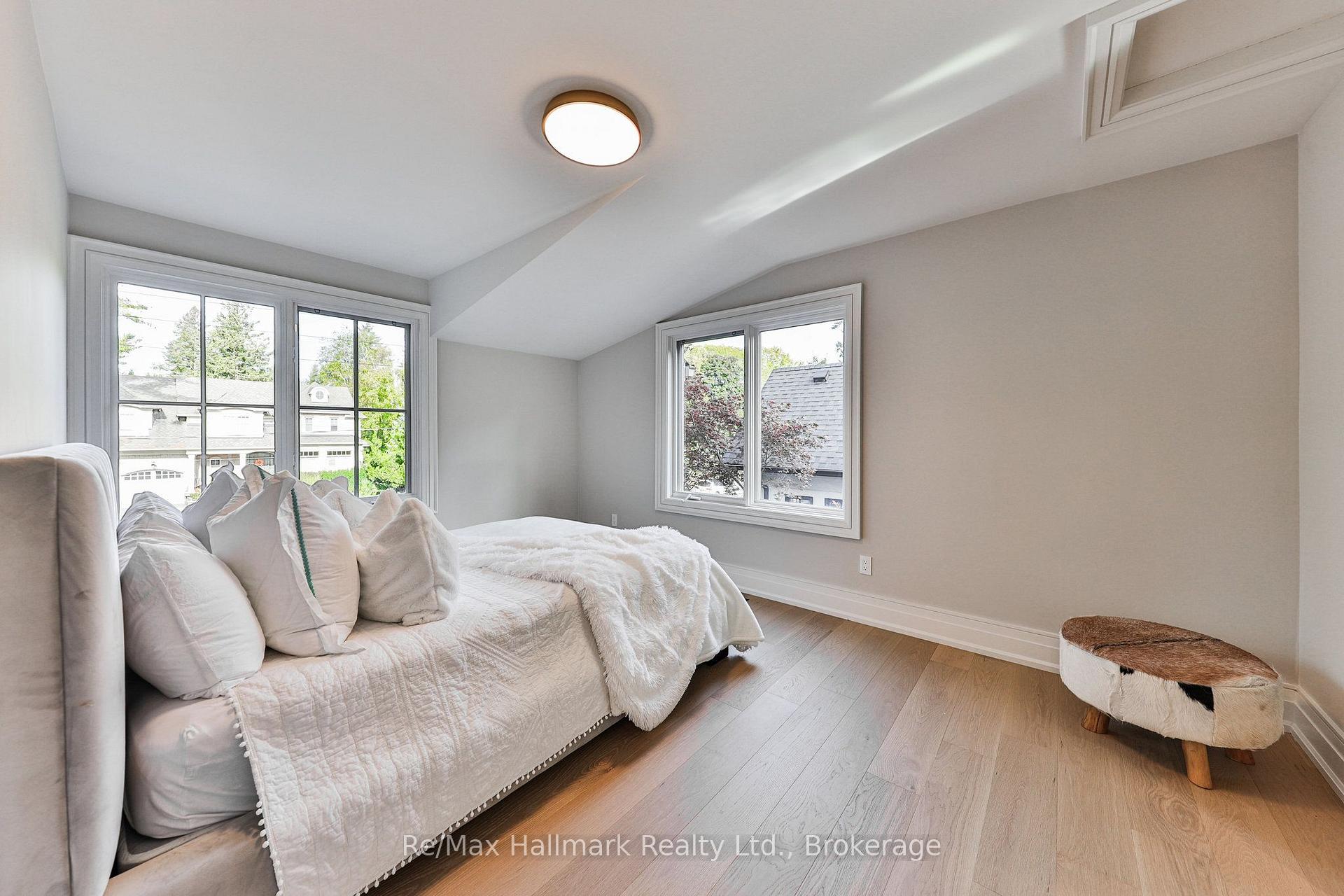 Photo 26 of 1310 Duncan Road, Oakville, Morrison — HOMEH