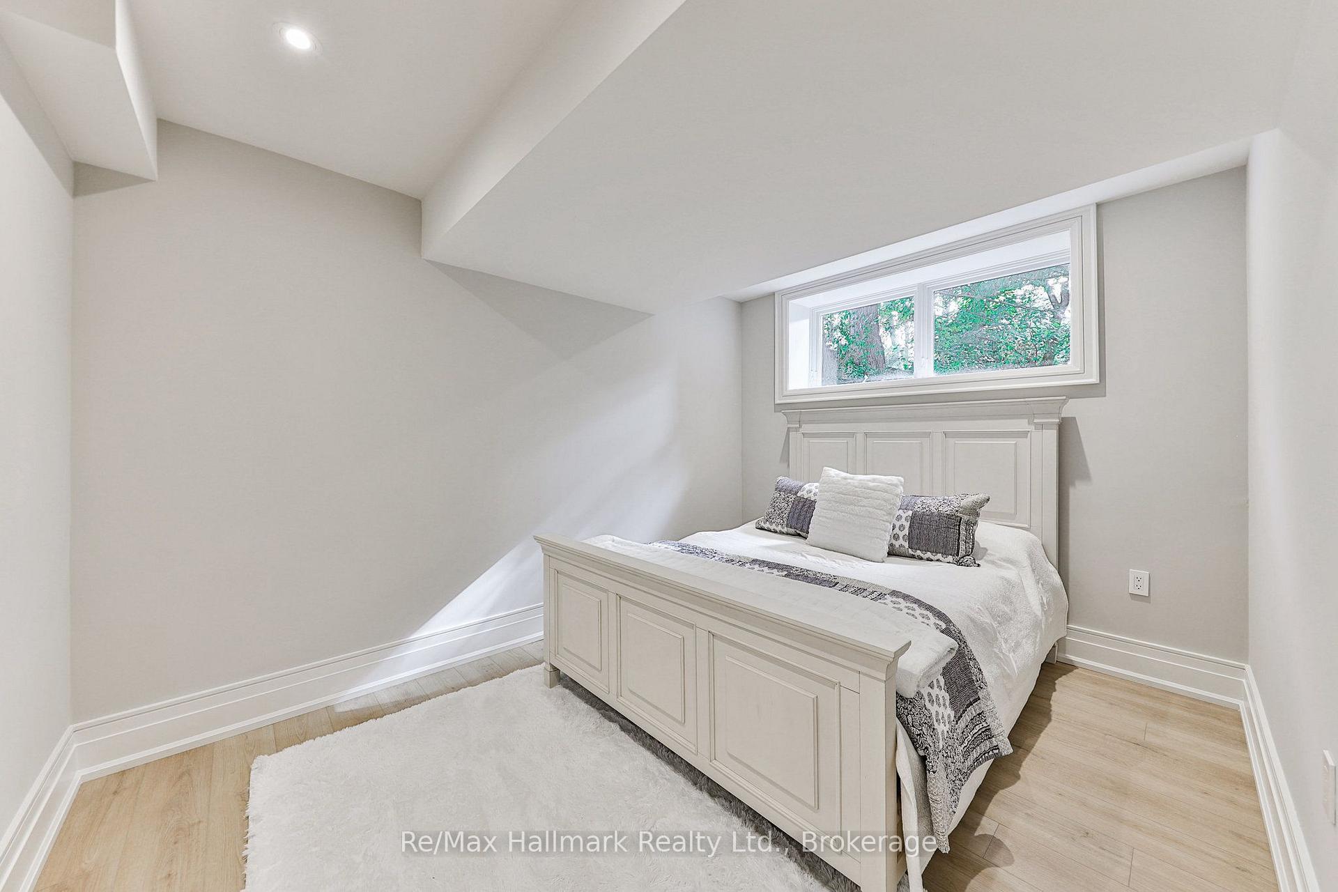 Photo 44 of 1310 Duncan Road, Oakville, Morrison — HOMEH
