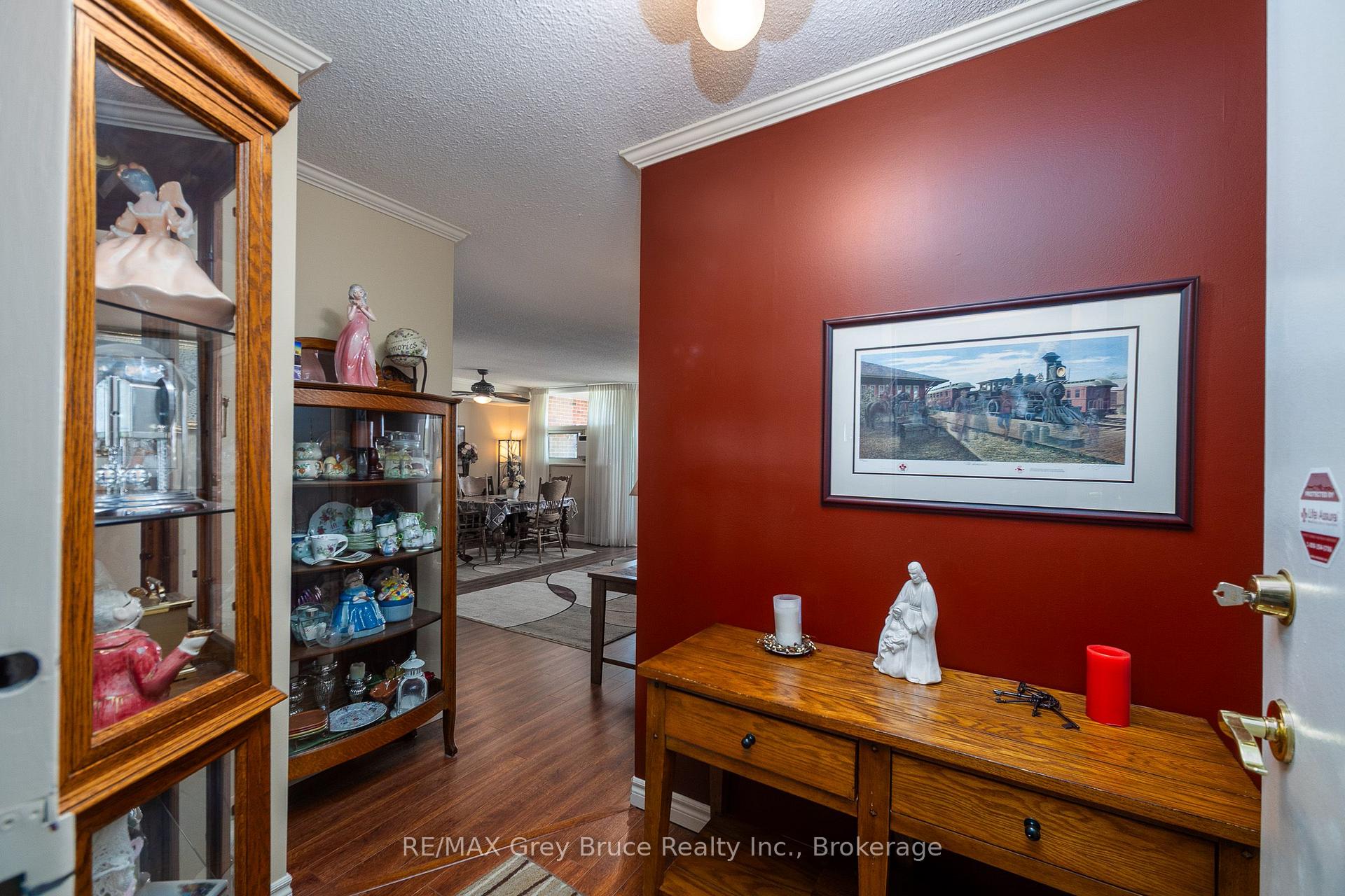 Photo 7 of Unit 401, 860 9 Street E, Owen Sound — HOMEH