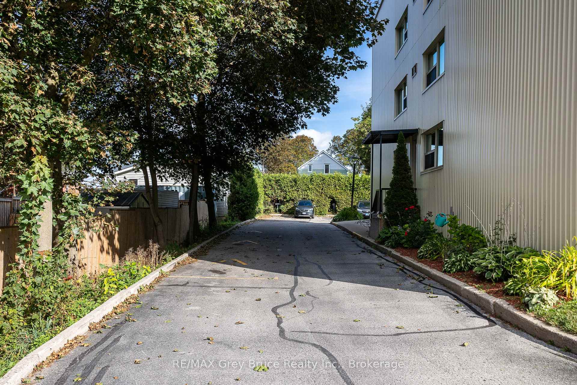 Photo 30 of Unit 401, 860 9 Street E, Owen Sound — HOMEH