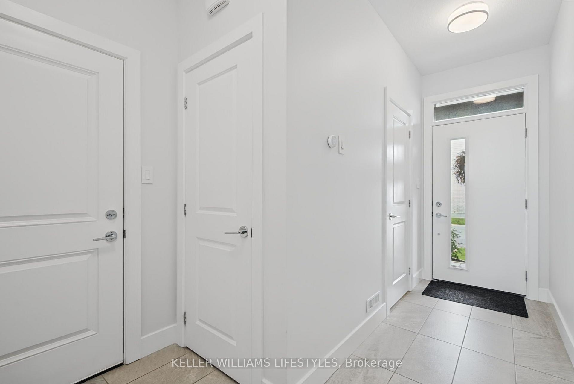 Photo 3 of Unit 32, 601 Lions Park Drive, Strathroy-Caradoc, Mount Brydges — HOMEH