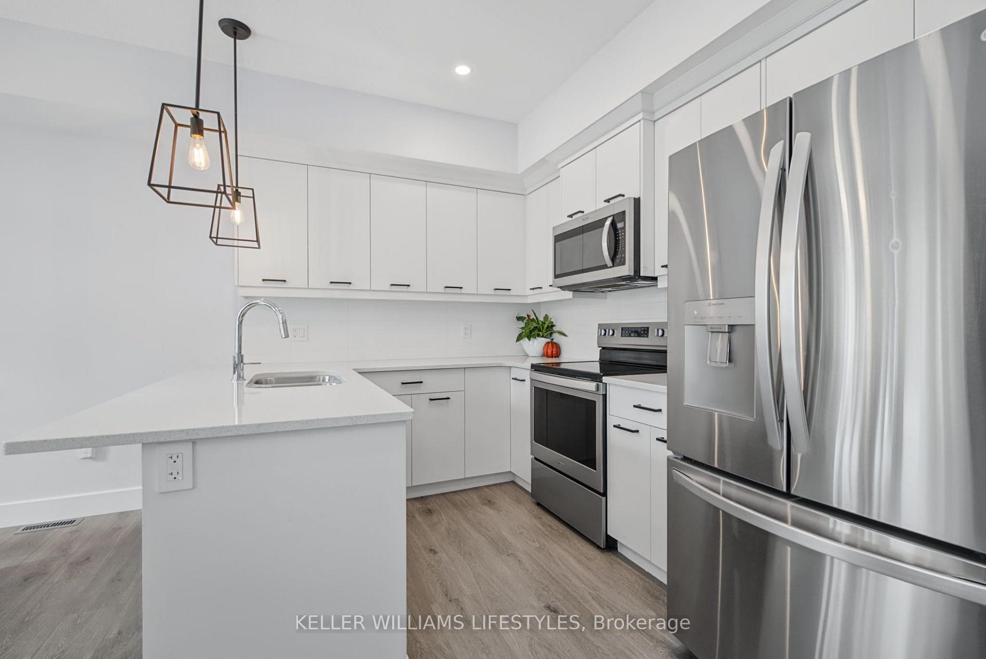 Photo 10 of Unit 32, 601 Lions Park Drive, Strathroy-Caradoc, Mount Brydges — HOMEH