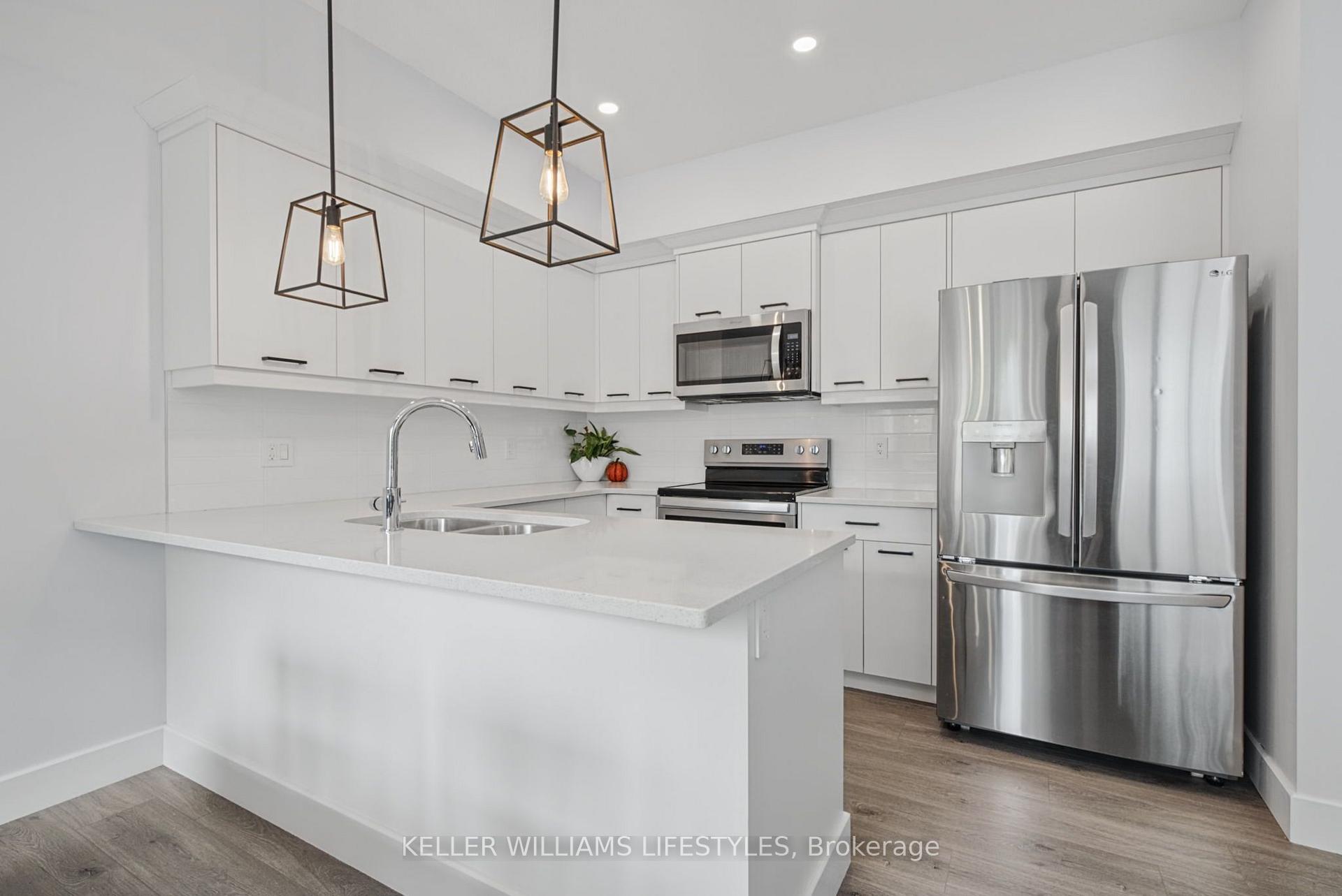 Photo 11 of Unit 32, 601 Lions Park Drive, Strathroy-Caradoc, Mount Brydges — HOMEH