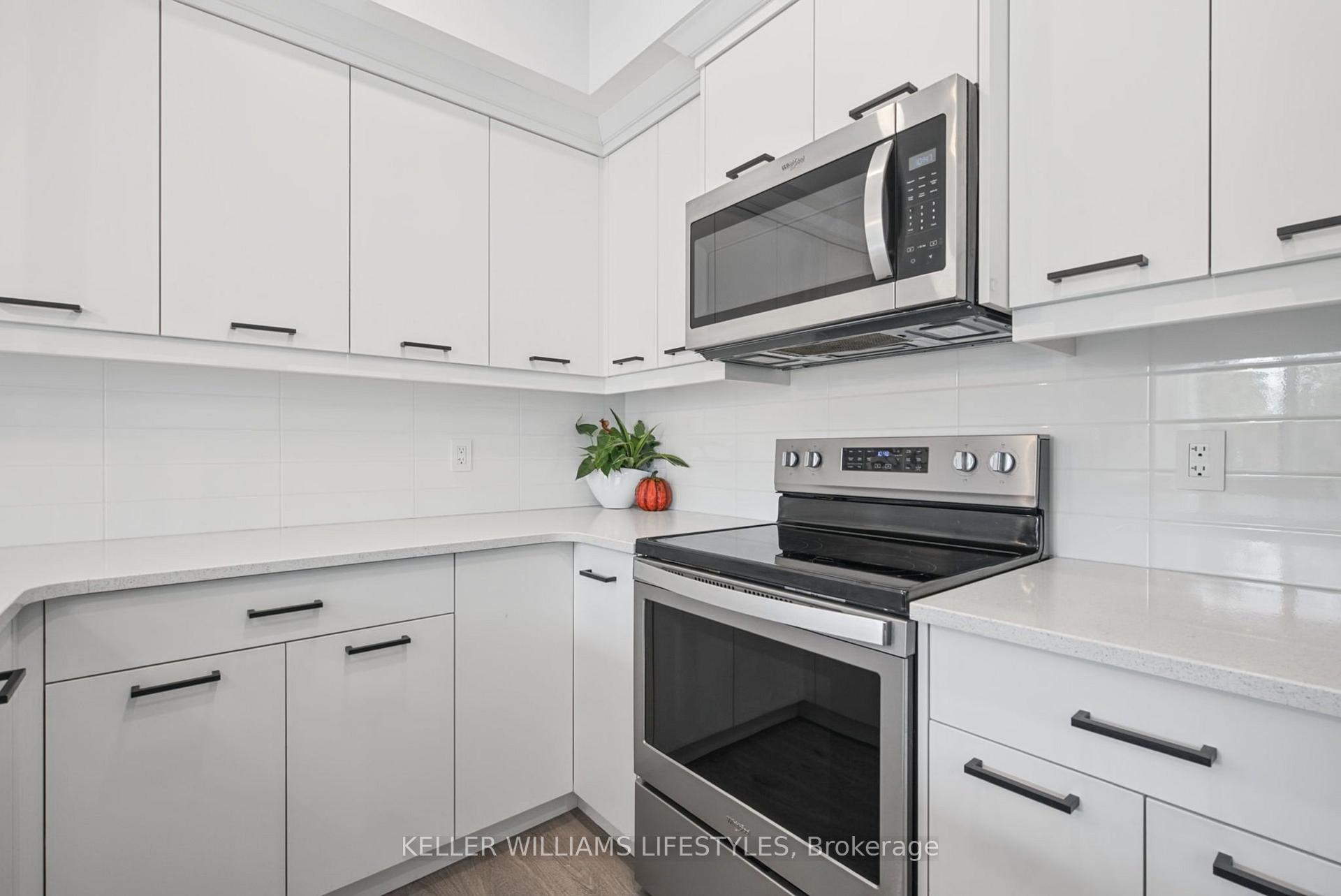 Photo 12 of Unit 32, 601 Lions Park Drive, Strathroy-Caradoc, Mount Brydges — HOMEH