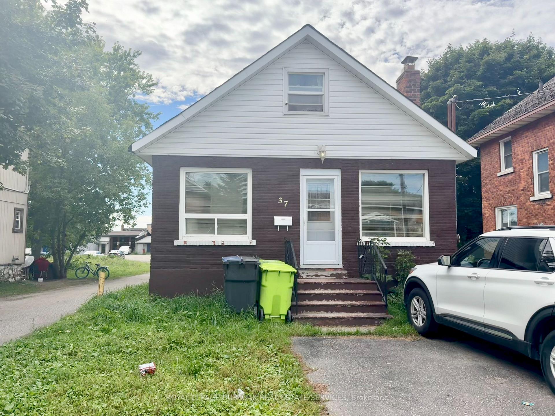 Photo 1 of 37 Albert Street E, Sault Ste Marie, Downtown Sault Ste. Marie-Ontario — HOMEH