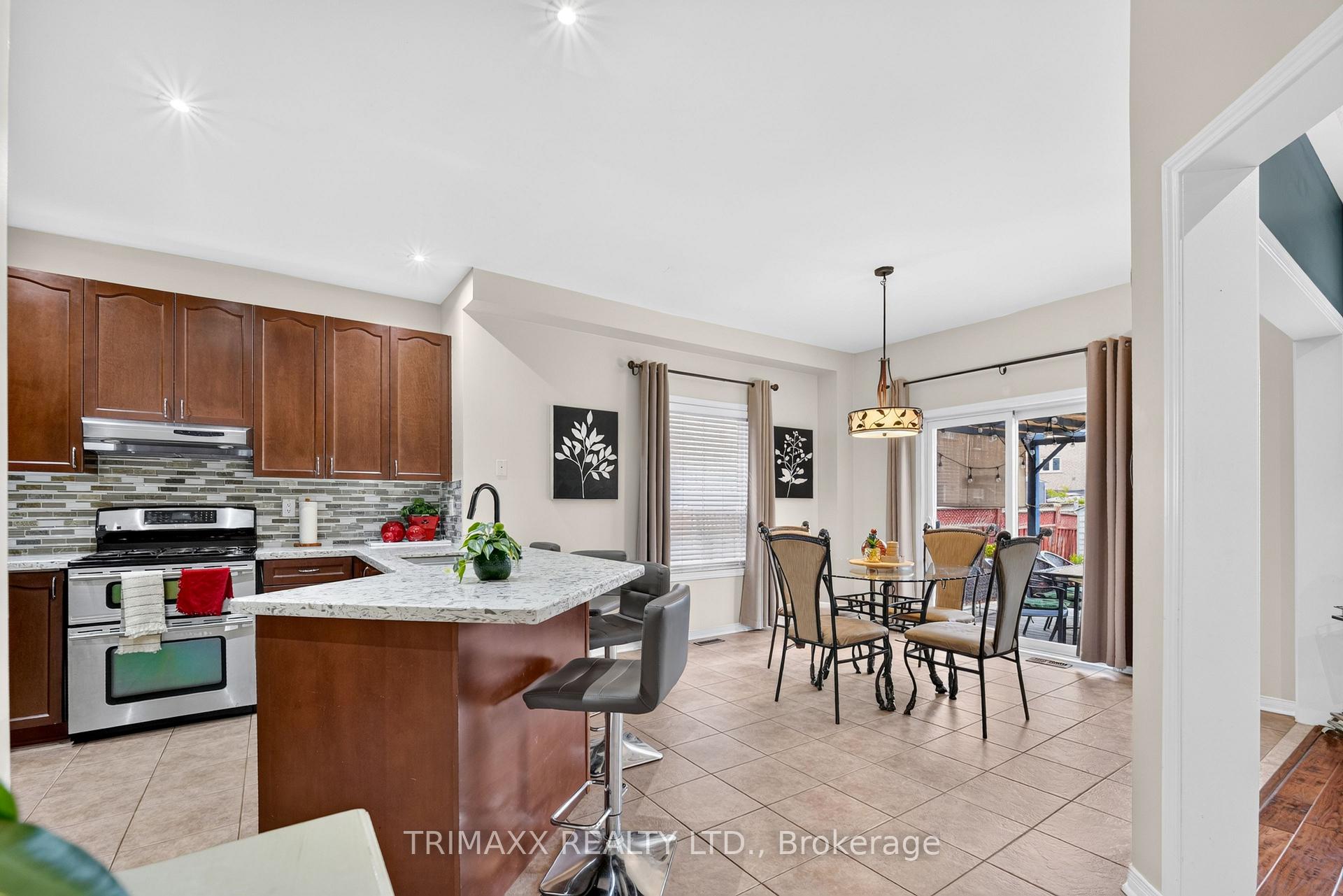 Photo 13 of 7 Clarion Road, Brampton, Fletcher's Meadow — HOMEH