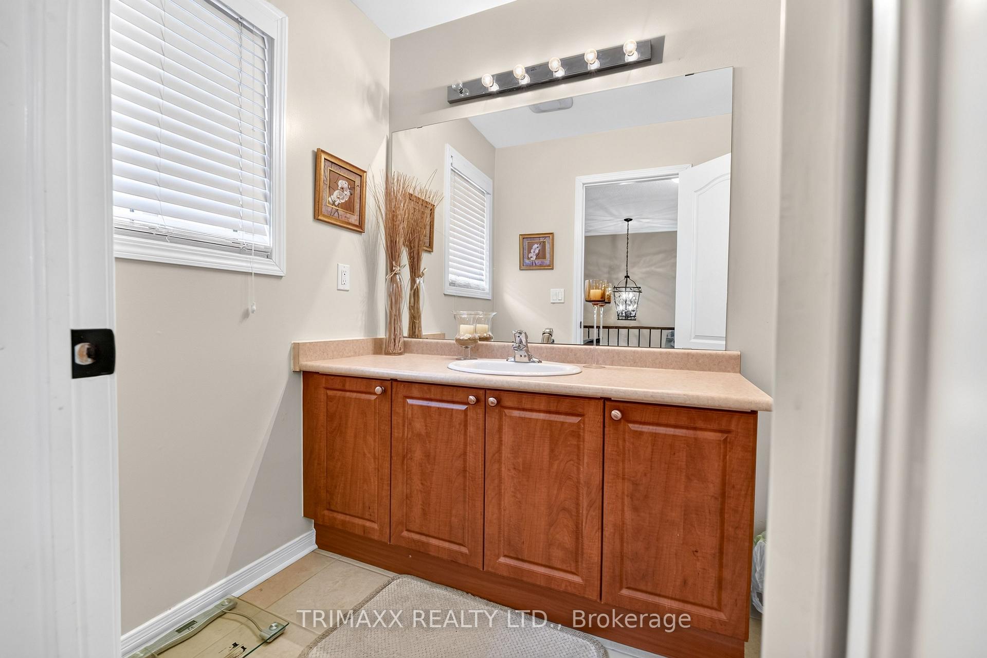 Photo 25 of 7 Clarion Road, Brampton, Fletcher's Meadow — HOMEH