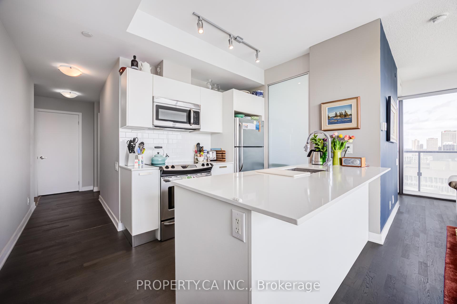 Photo 4 of Unit 1906, 1815 Yonge Street, Toronto, Mount Pleasant East — HOMEH