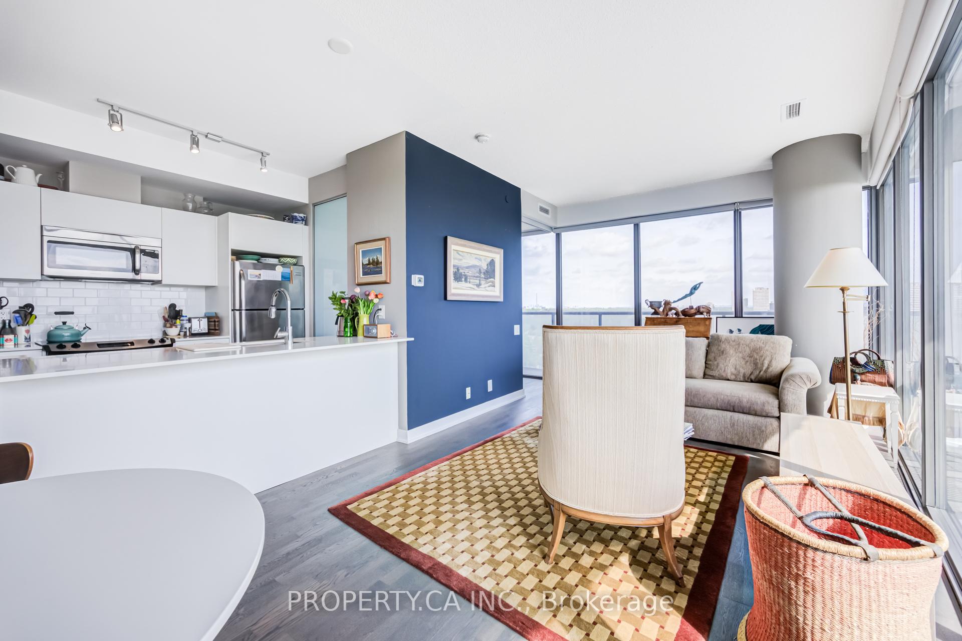 Photo 6 of Unit 1906, 1815 Yonge Street, Toronto, Mount Pleasant East — HOMEH