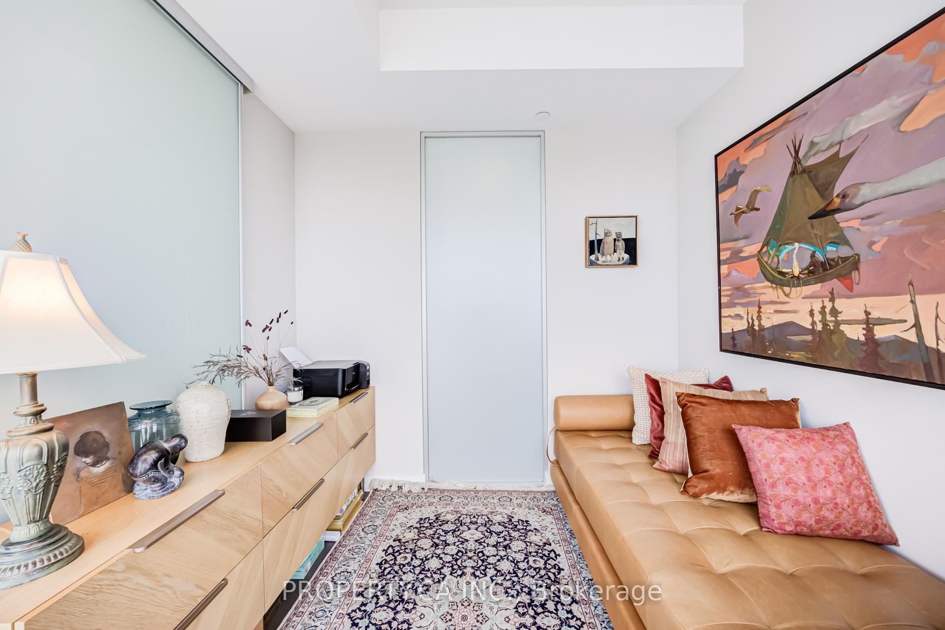 Photo 10 of Unit 1906, 1815 Yonge Street, Toronto, Mount Pleasant East — HOMEH