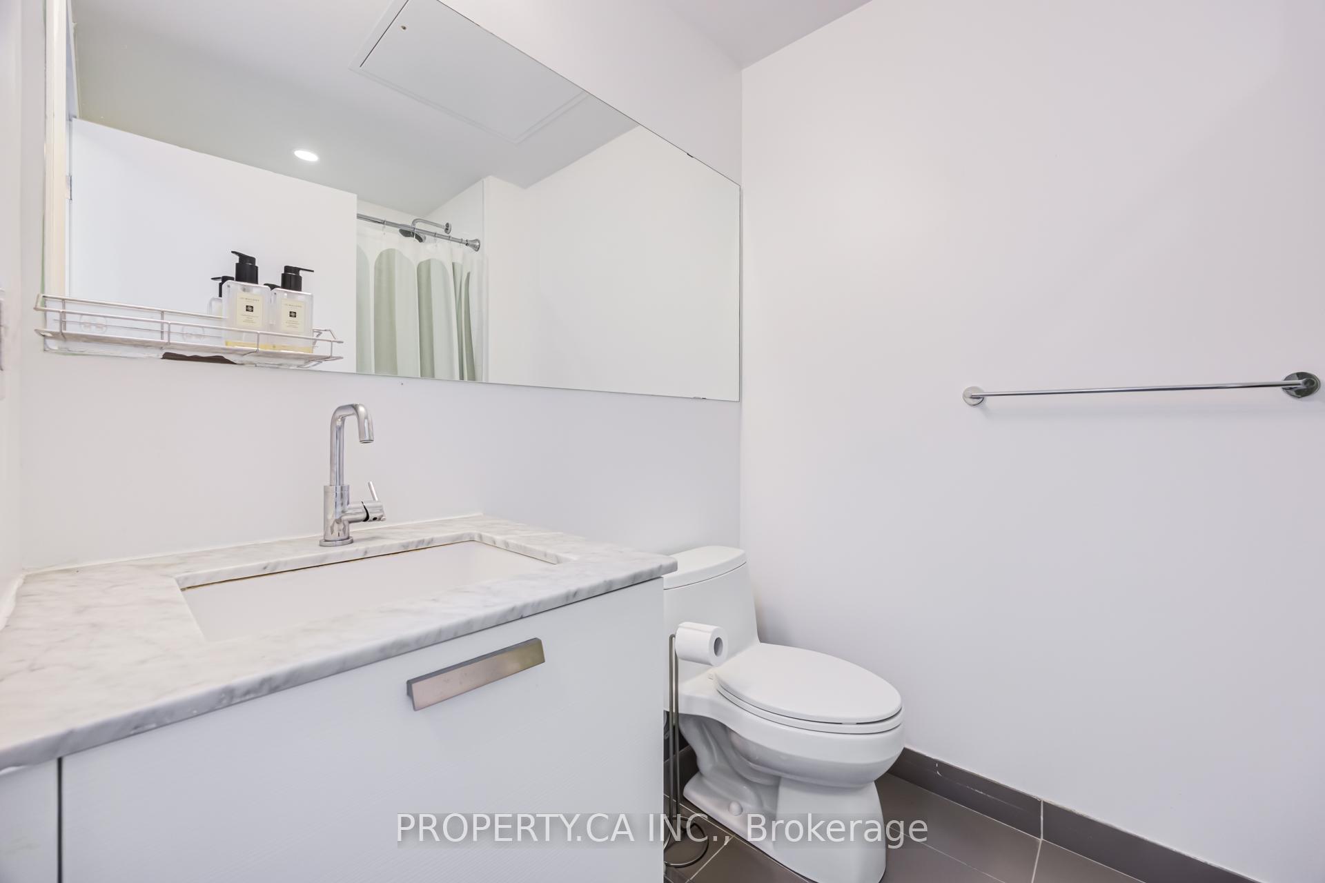 Photo 13 of Unit 1906, 1815 Yonge Street, Toronto, Mount Pleasant East — HOMEH