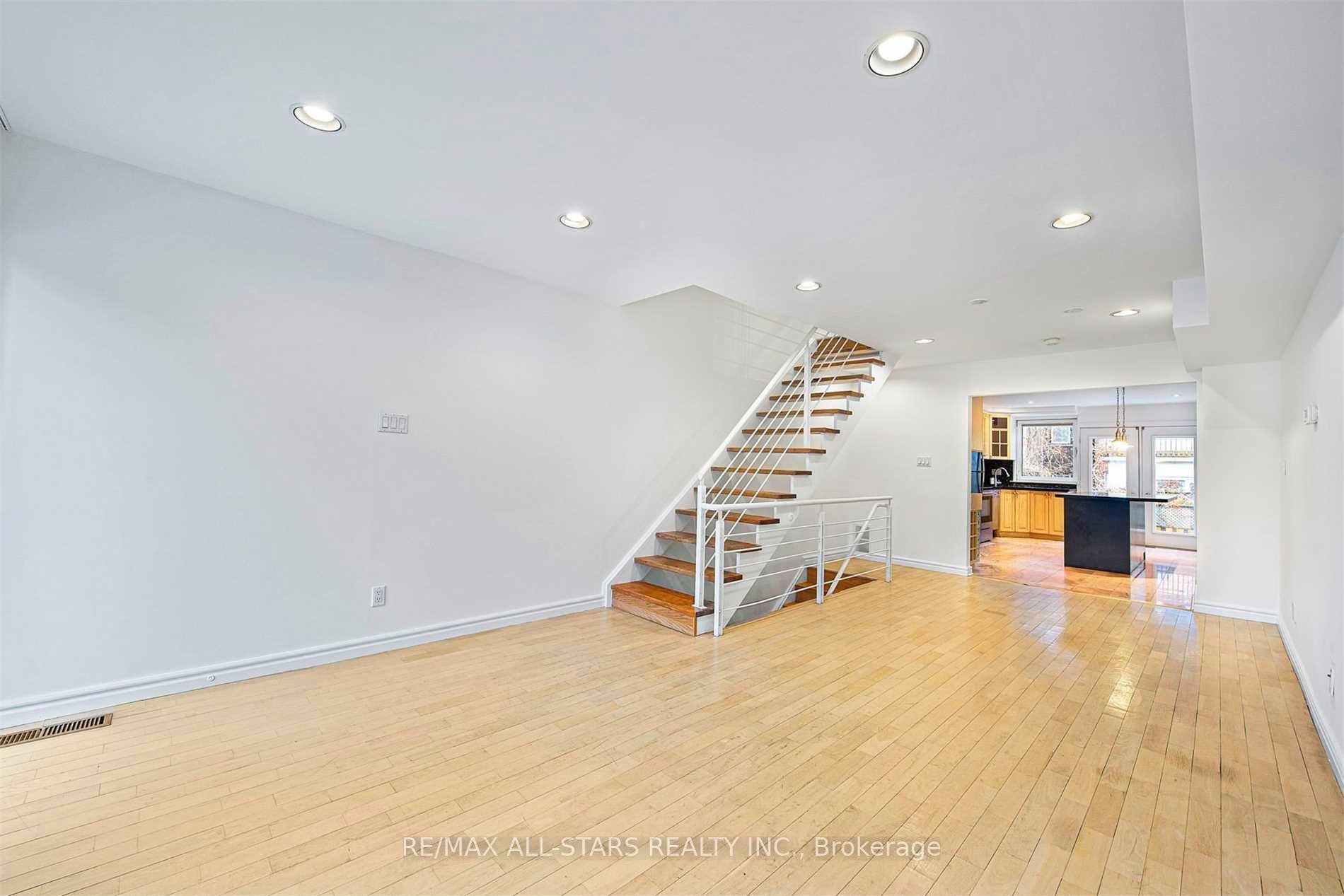 Photo 6 of 110 Belmont Street, Toronto, The Annex — HOMEH
