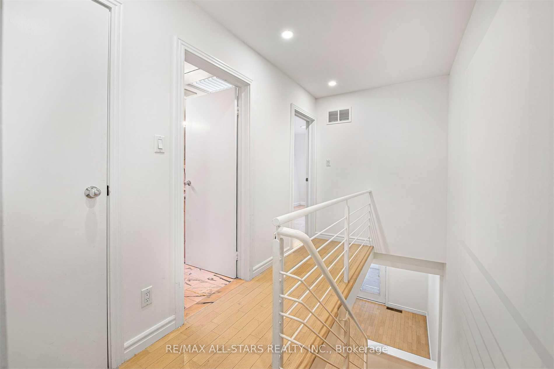 Photo 13 of 110 Belmont Street, Toronto, The Annex — HOMEH