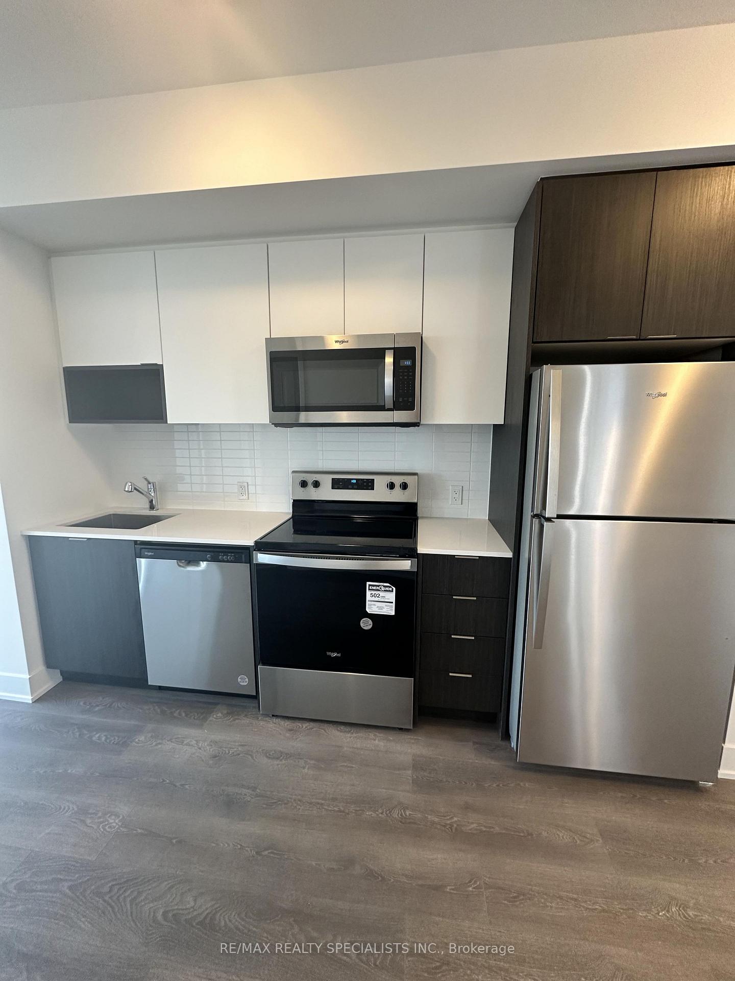 Photo 11 of Unit 1504, 204 Burnhamthorpe Road E, Mississauga, City Centre — HOMEH