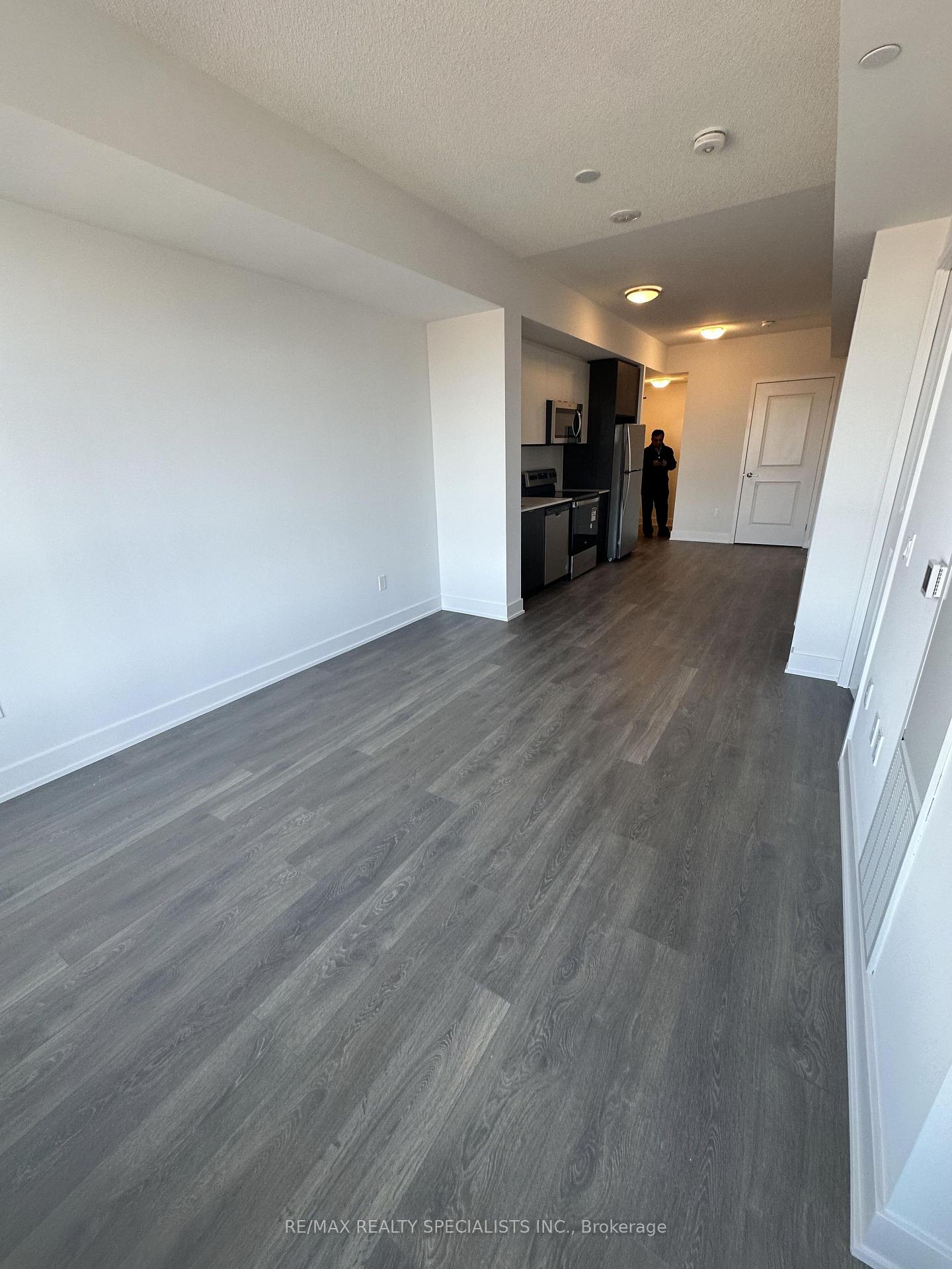 Photo 15 of Unit 1504, 204 Burnhamthorpe Road E, Mississauga, City Centre — HOMEH