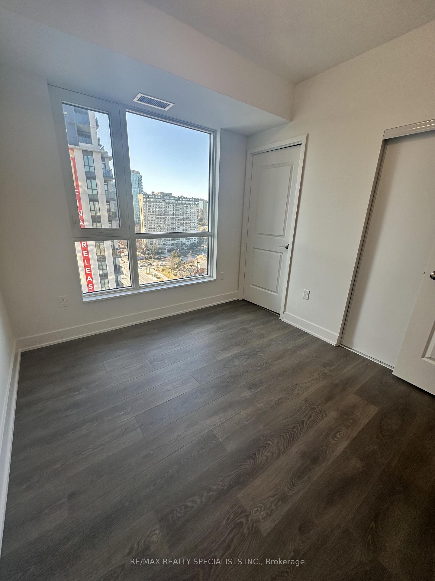 Photo 17 of Unit 1504, 204 Burnhamthorpe Road E, Mississauga, City Centre — HOMEH